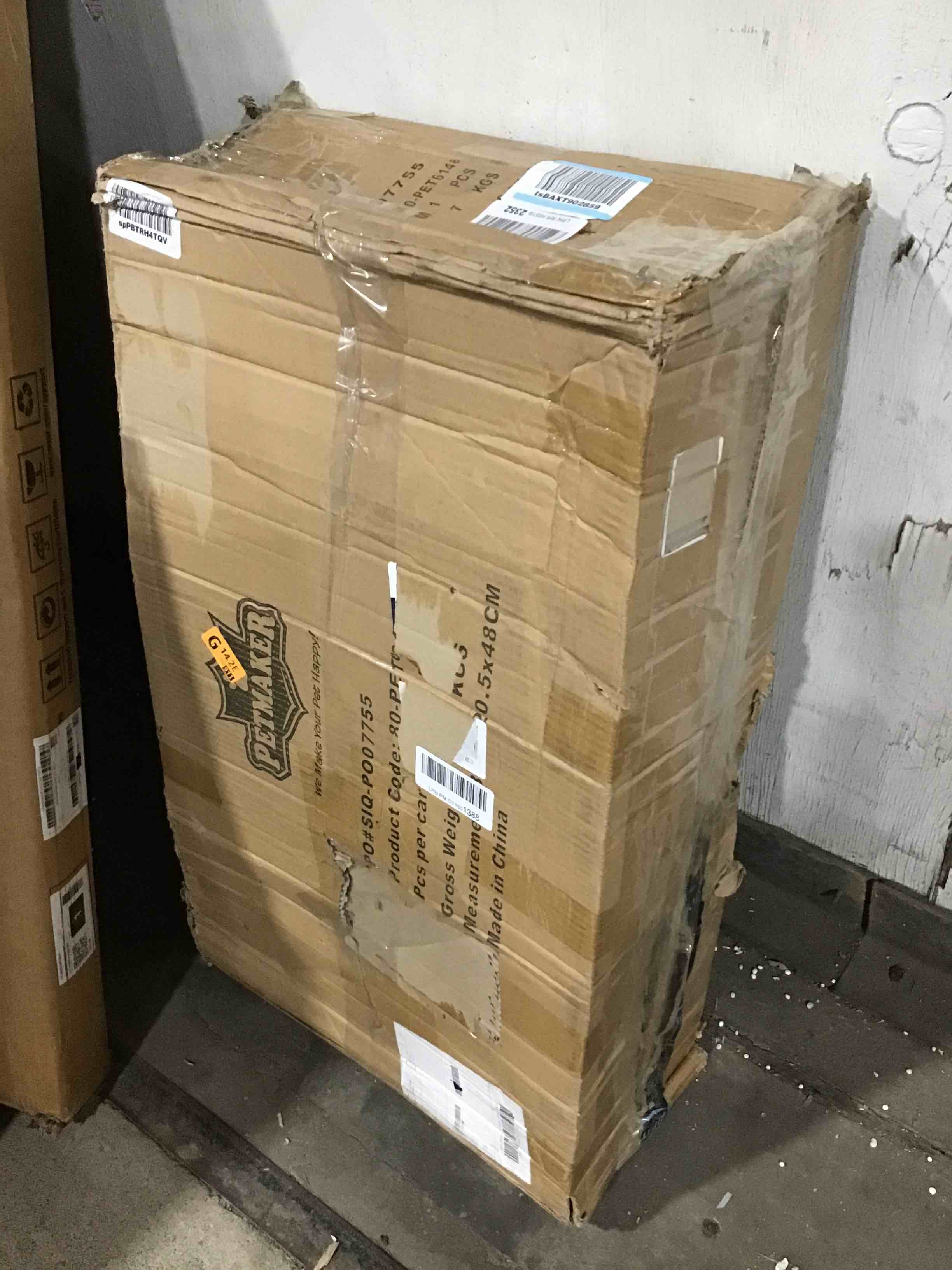 https://s3.amazonaws.com/lotting-images-prod/bidfta/RED5690826_1704919117147.jpeg