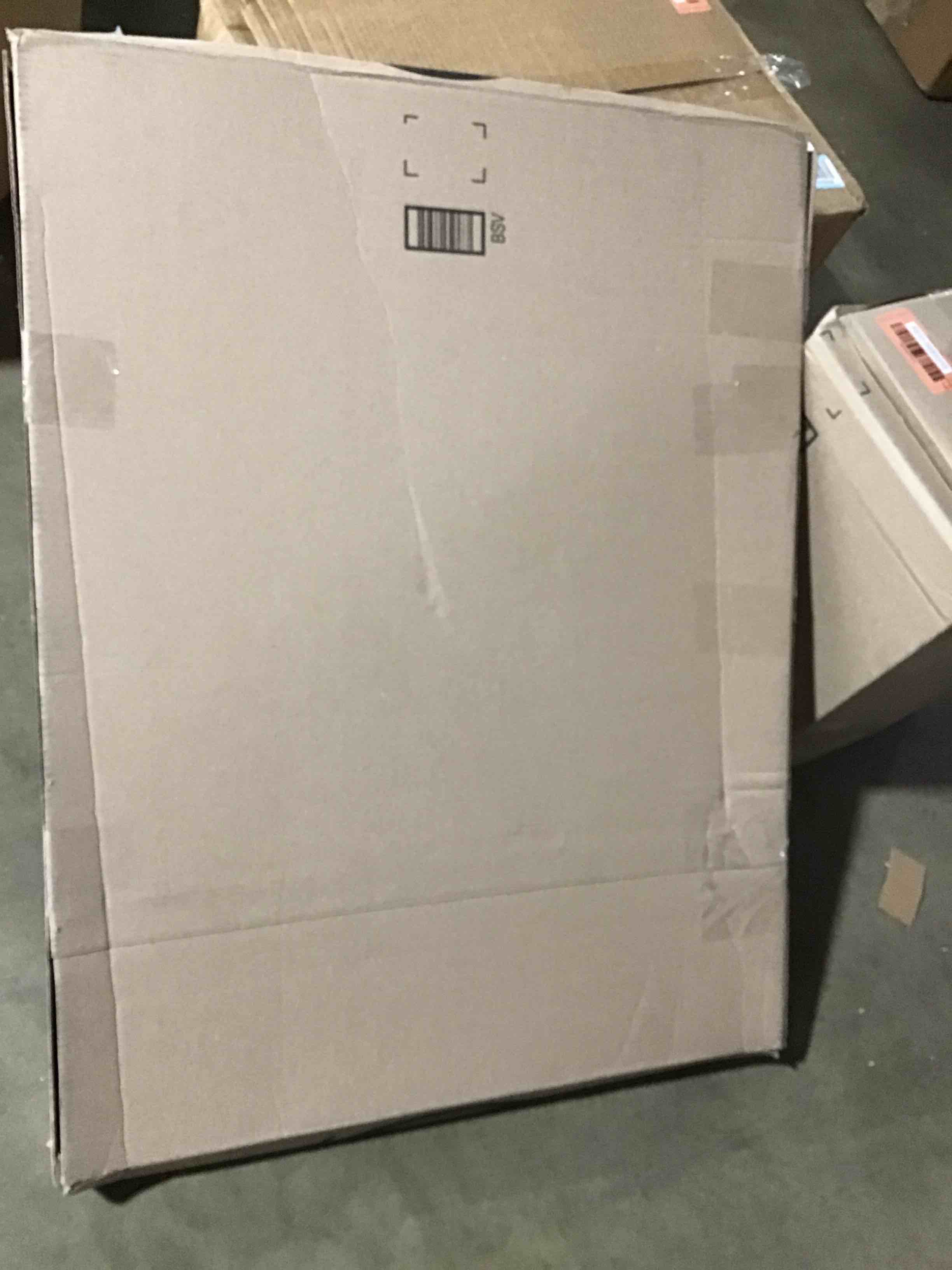https://s3.amazonaws.com/lotting-images-prod/bidfta/RED5693311_1707747248771.jpeg