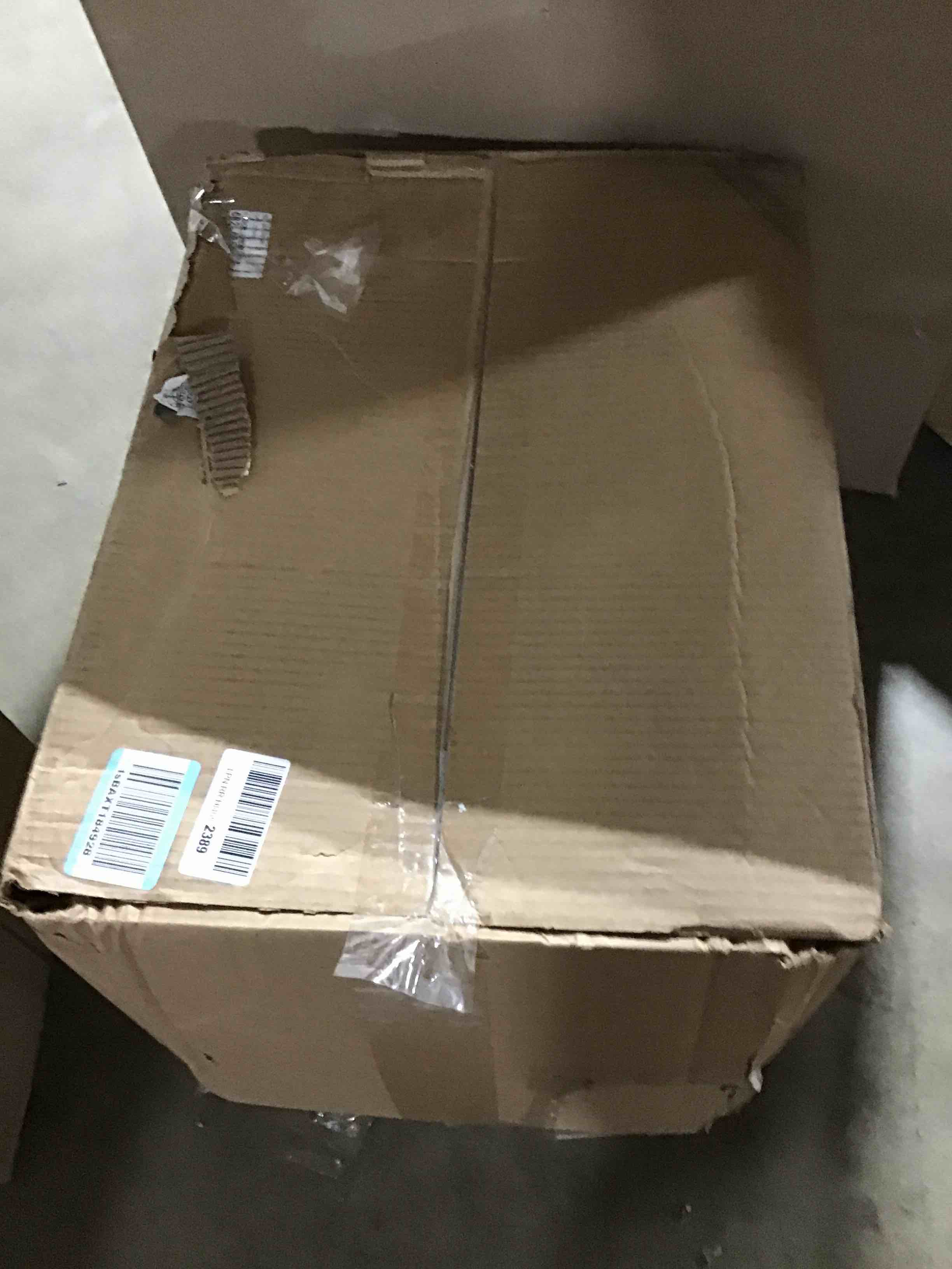 https://s3.amazonaws.com/lotting-images-prod/bidfta/RED5693312_1707747221155.jpeg