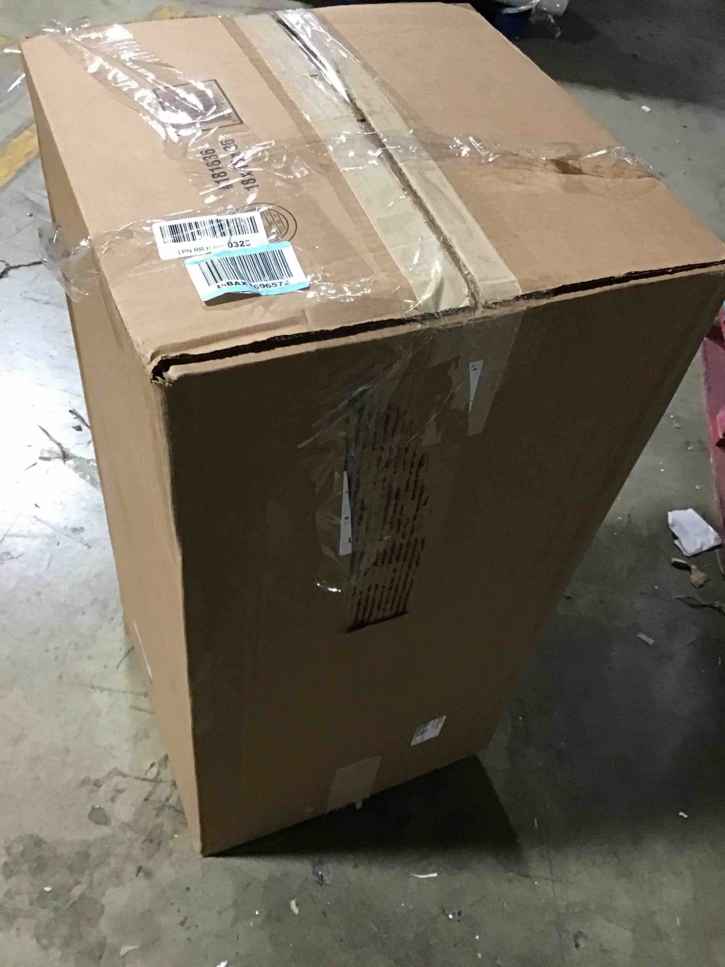 https://s3.amazonaws.com/lotting-images-prod/bidfta/RED5693313_1707747105328.jpeg