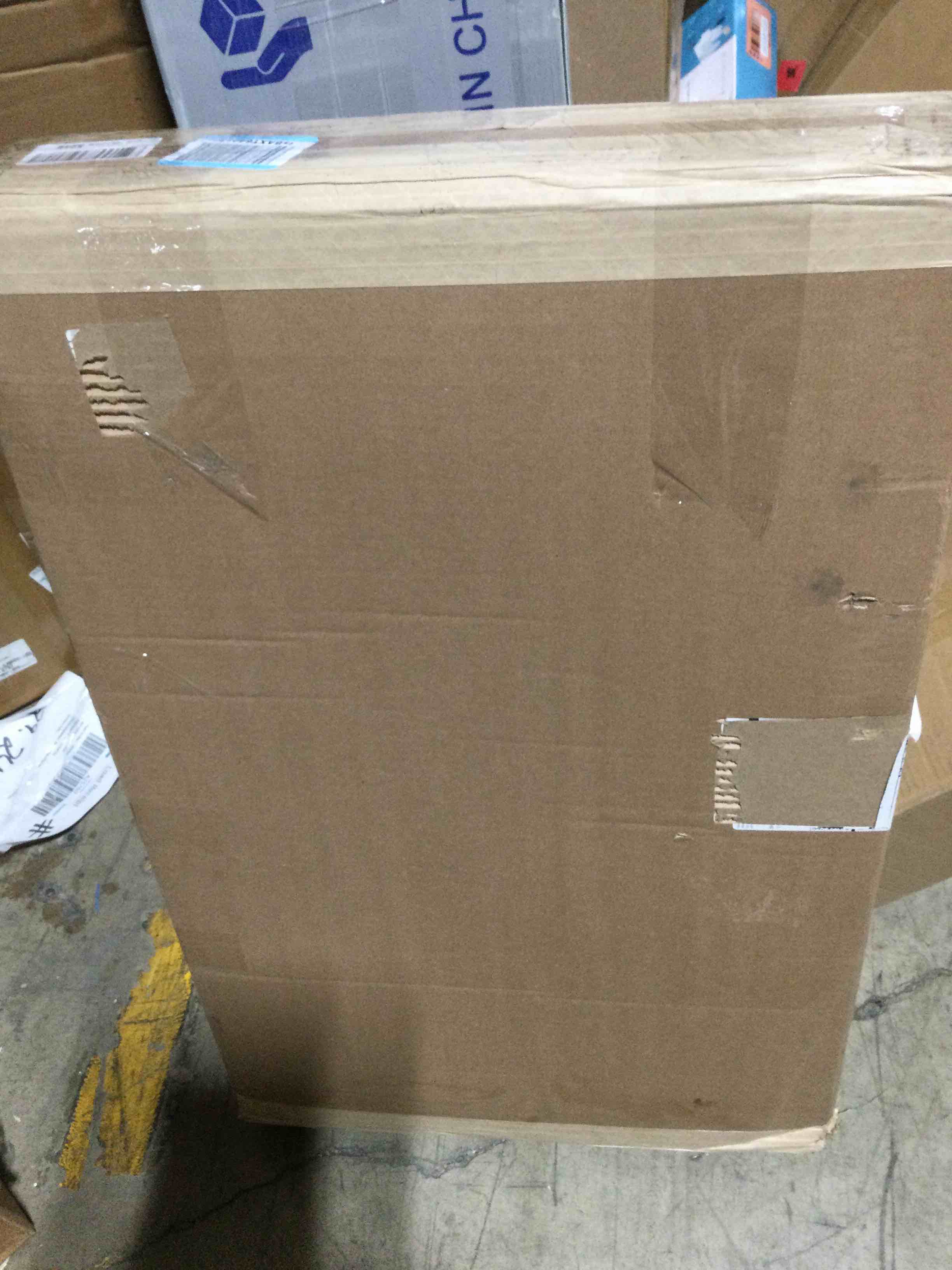 https://s3.amazonaws.com/lotting-images-prod/bidfta/RED5693394_1708013626020.jpeg