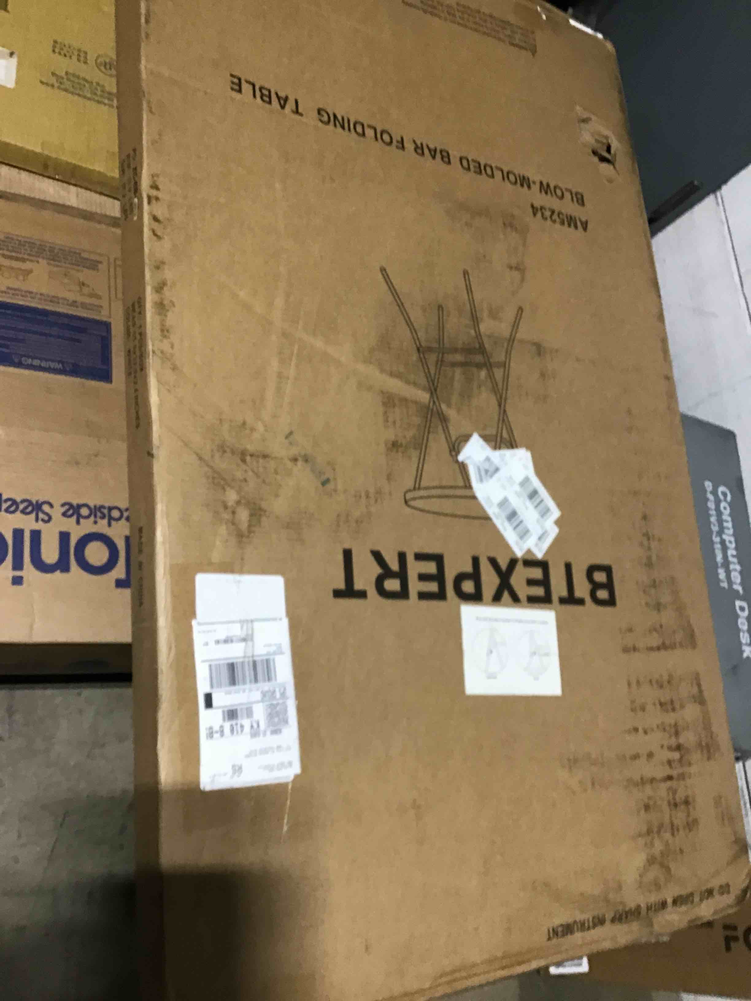 https://s3.amazonaws.com/lotting-images-prod/bidfta/RED5693530_1708111082848.jpeg
