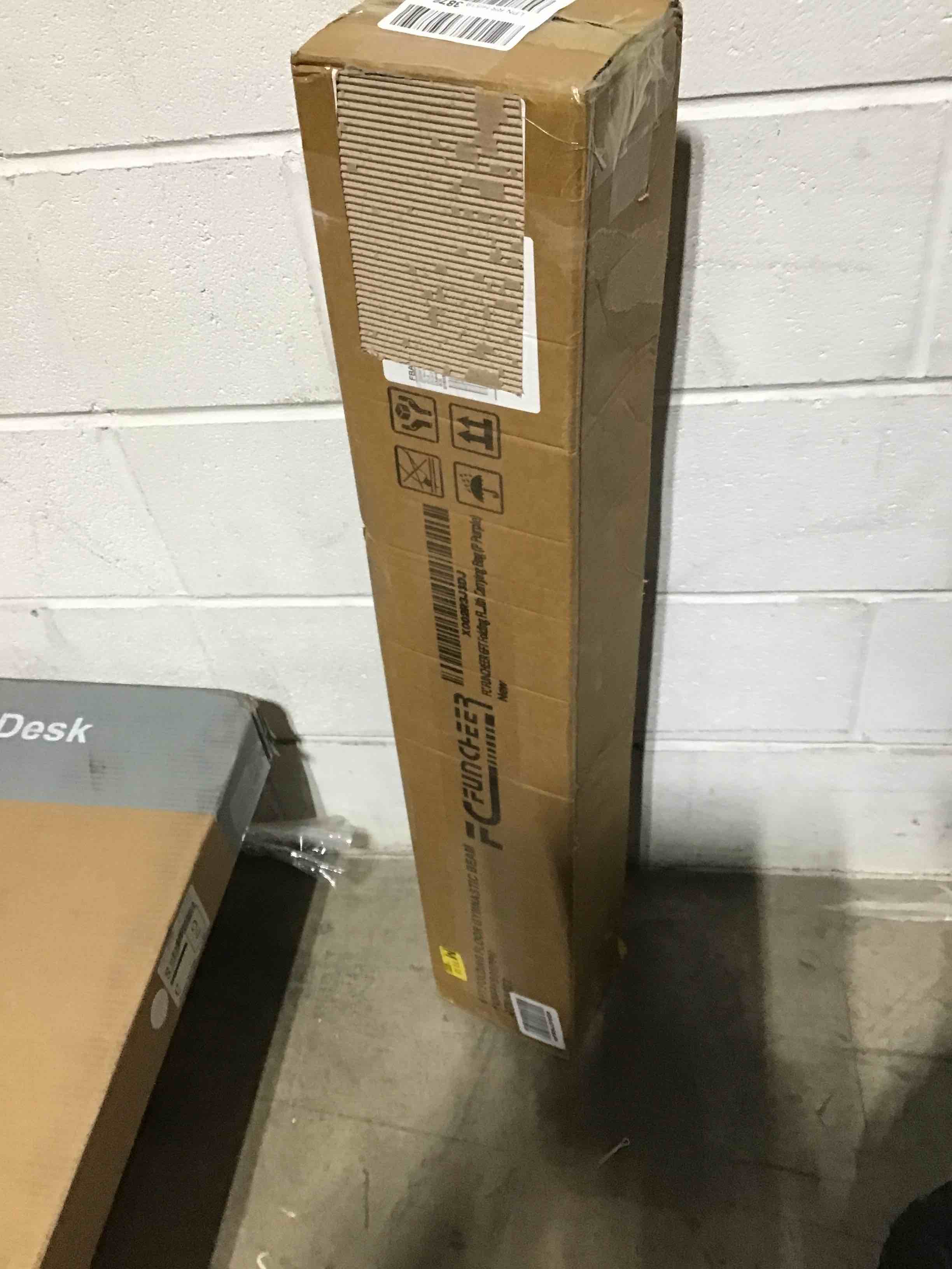 https://s3.amazonaws.com/lotting-images-prod/bidfta/RED5693531_1708111466945.jpeg