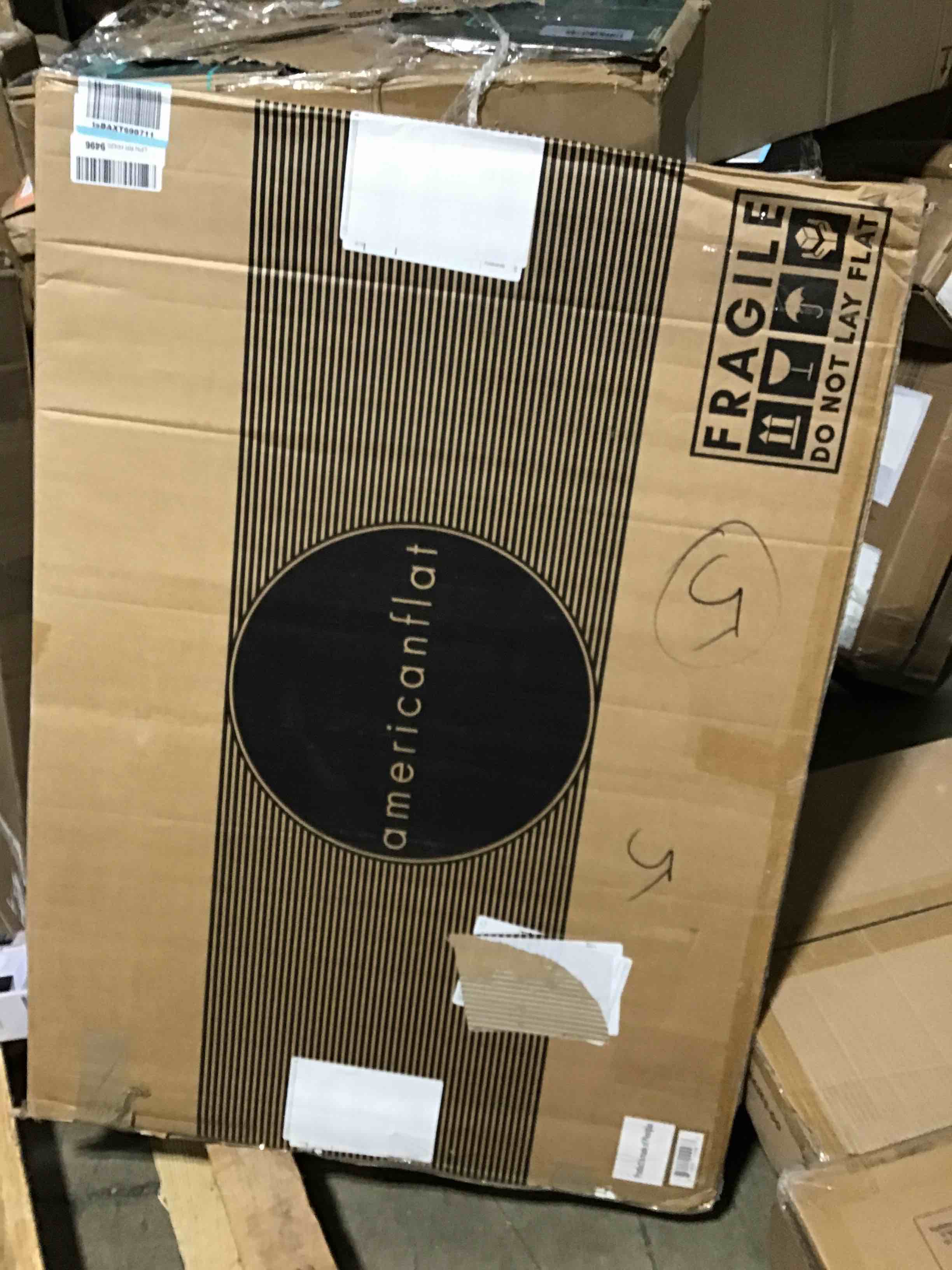https://s3.amazonaws.com/lotting-images-prod/bidfta/RED5693536_1708111947076.jpeg