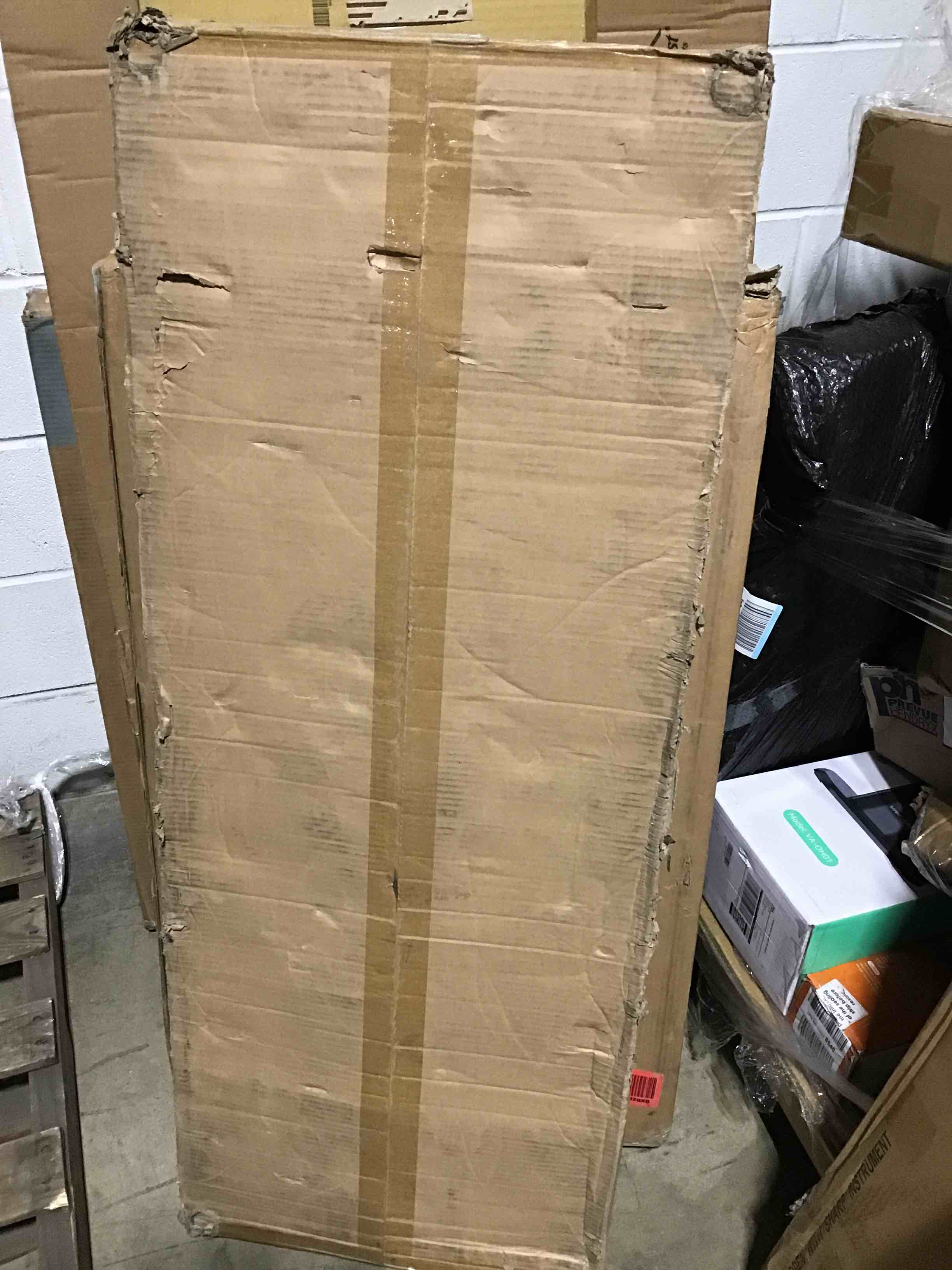 https://s3.amazonaws.com/lotting-images-prod/bidfta/RED5693537_1708112088851.jpeg