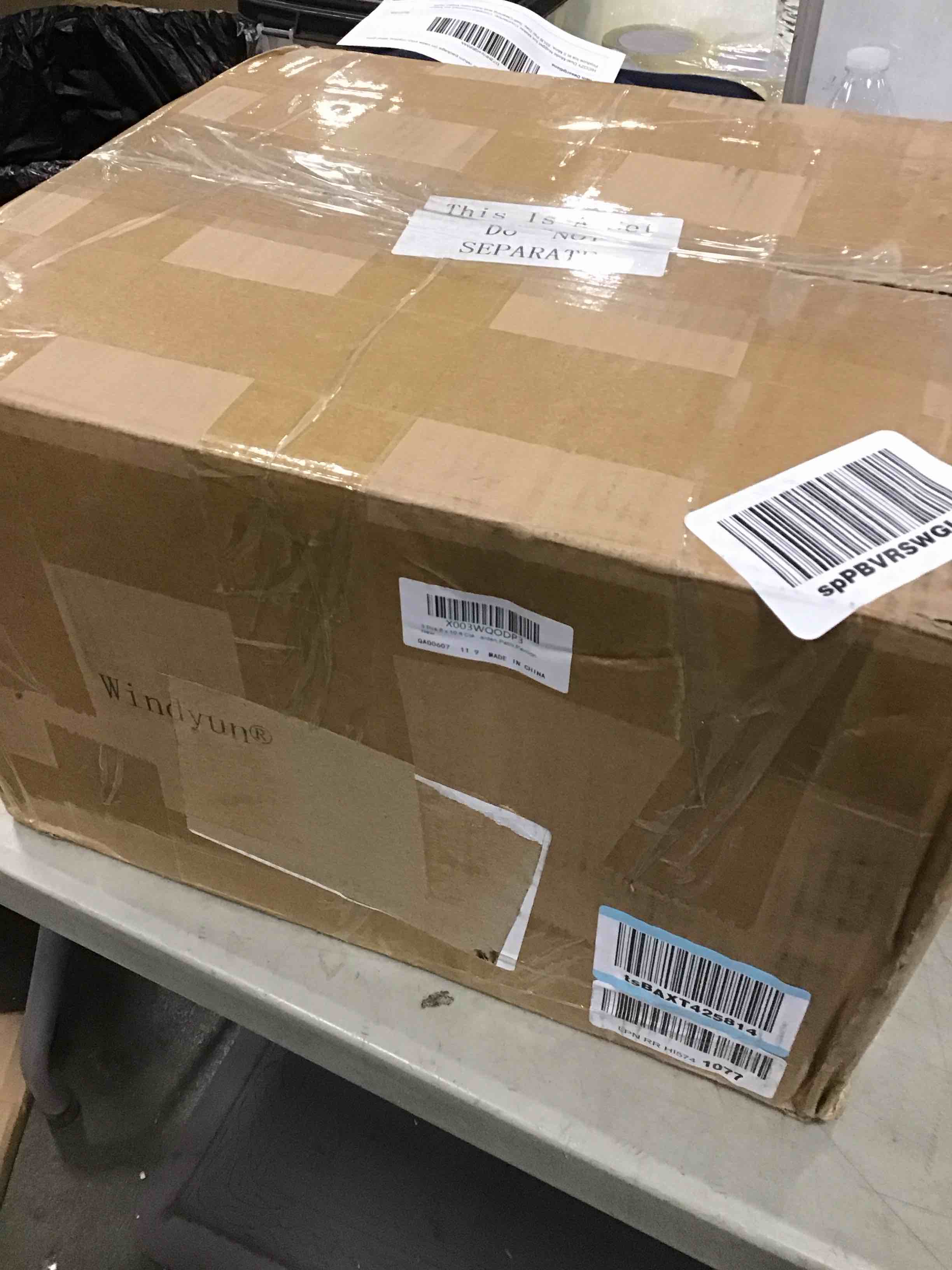 https://s3.amazonaws.com/lotting-images-prod/bidfta/RED5696166_1706026233067.jpeg