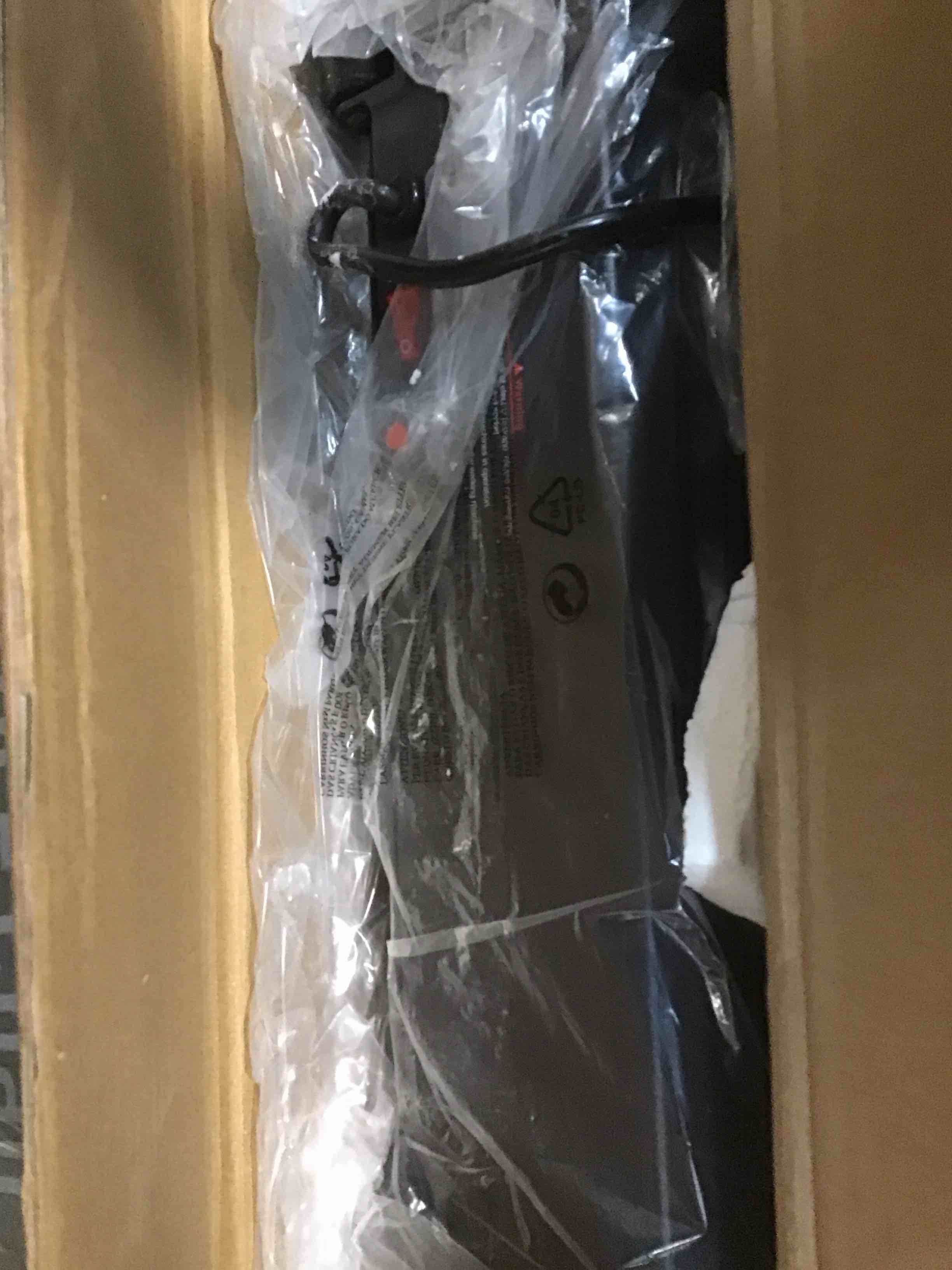 https://s3.amazonaws.com/lotting-images-prod/bidfta/RED5696273_1706043816665.jpeg