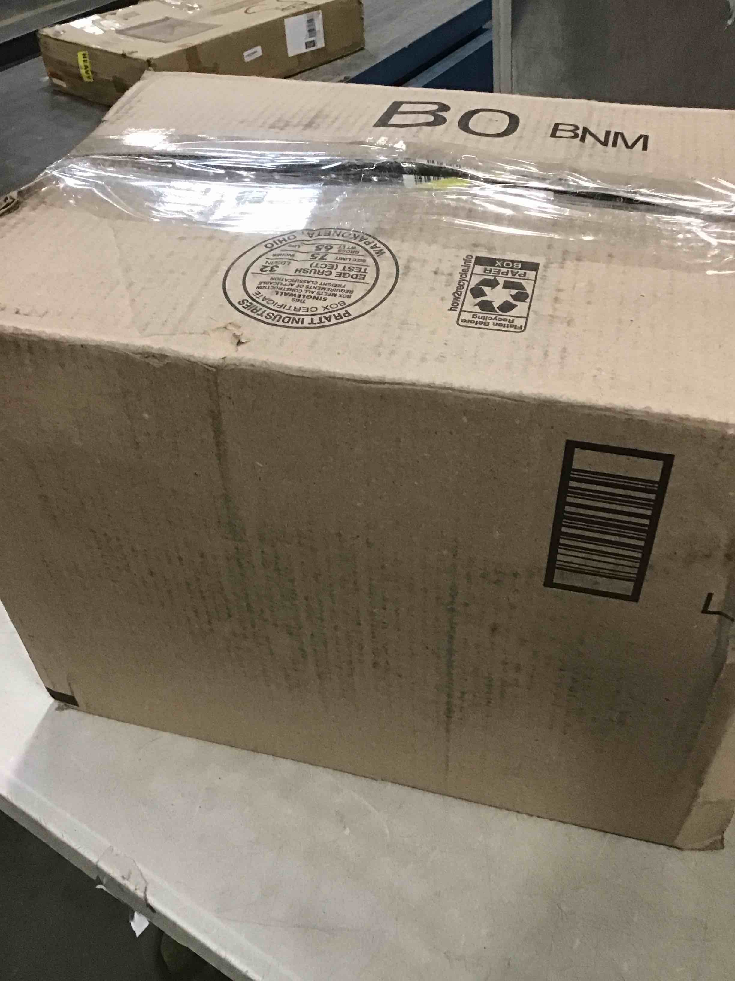 https://s3.amazonaws.com/lotting-images-prod/bidfta/RED5696309_1706101808801.jpeg