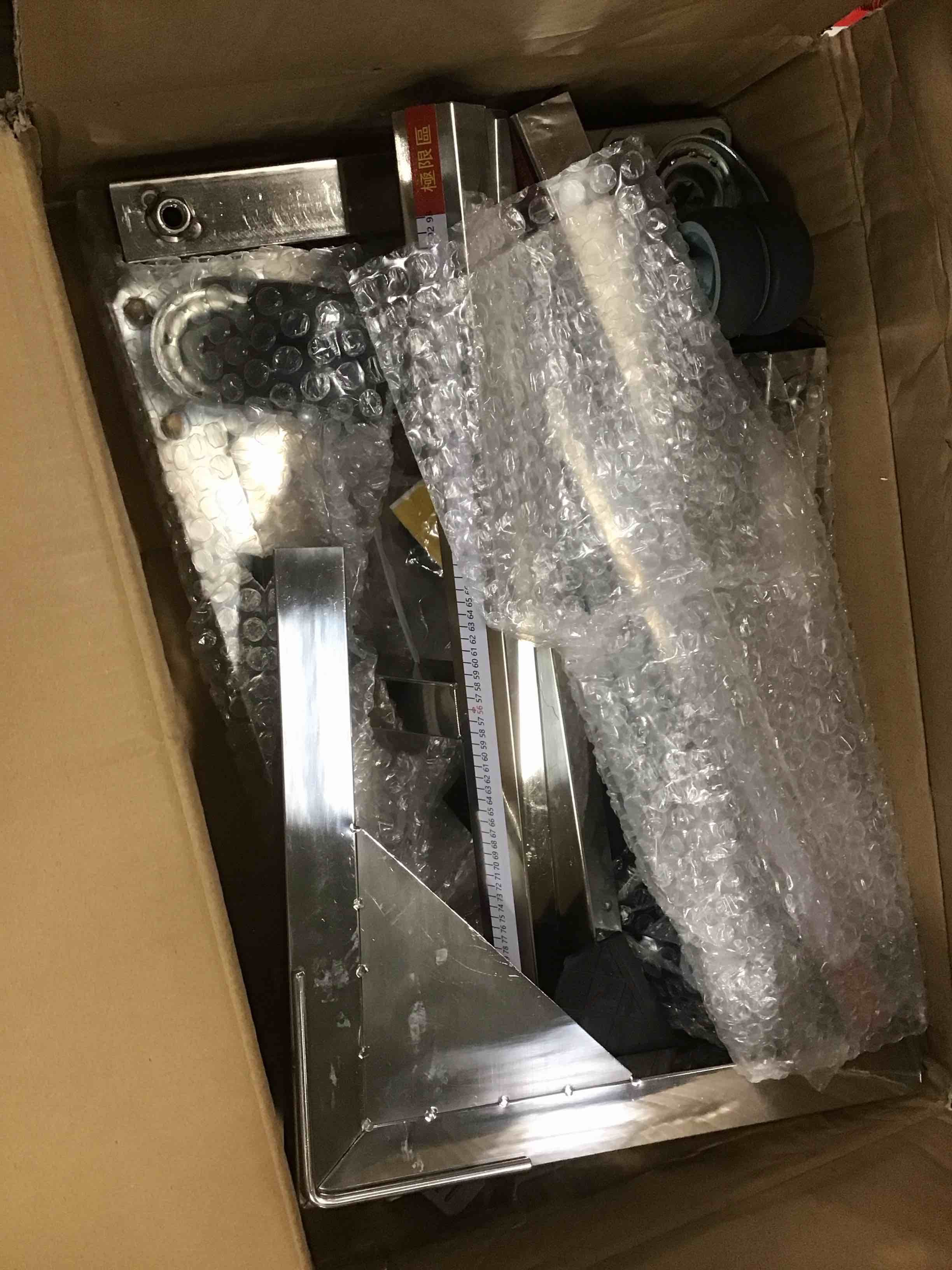 https://s3.amazonaws.com/lotting-images-prod/bidfta/RED5696341_1706105724957.jpeg