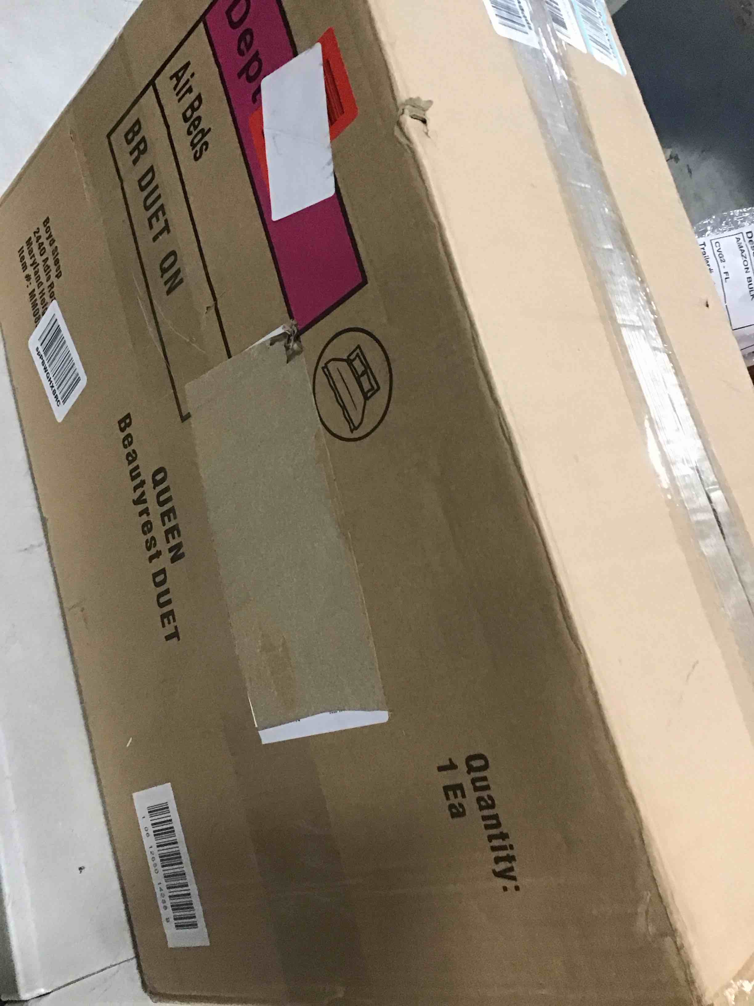 https://s3.amazonaws.com/lotting-images-prod/bidfta/RED5696500_1706128605246.jpeg