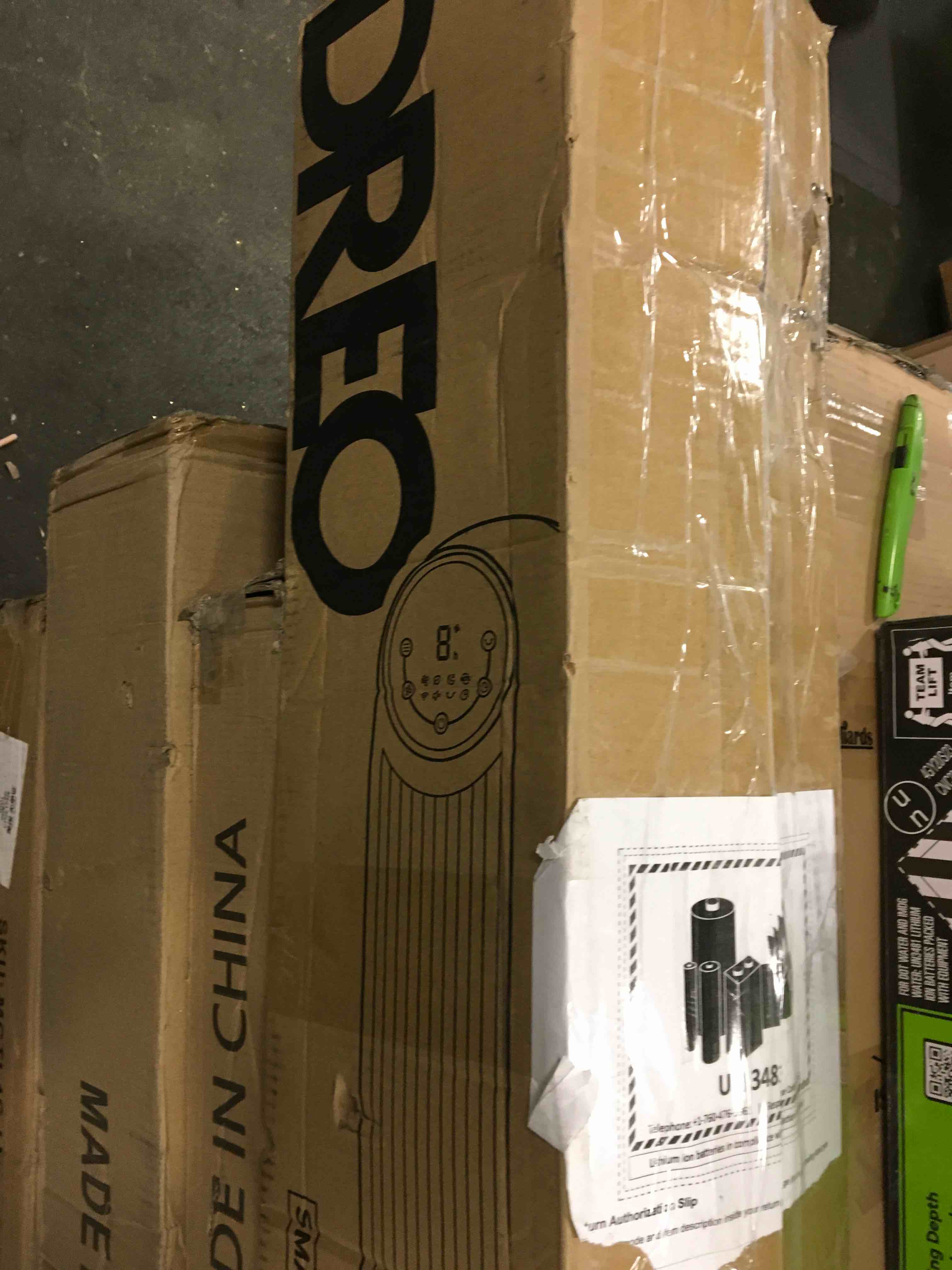 https://s3.amazonaws.com/lotting-images-prod/bidfta/RED5696688_1706208556867.jpeg