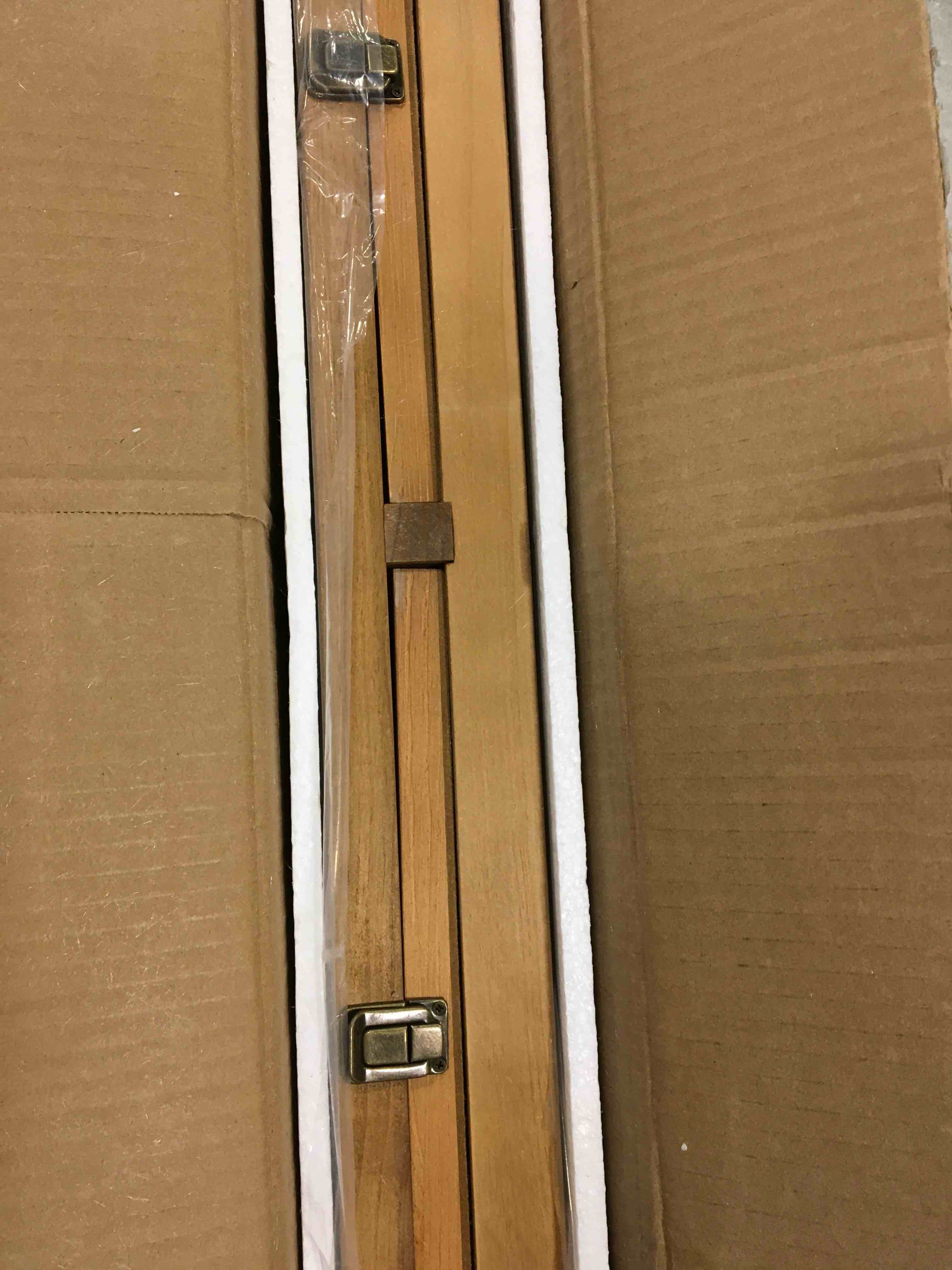 https://s3.amazonaws.com/lotting-images-prod/bidfta/RED5696694_1706209106358.jpeg