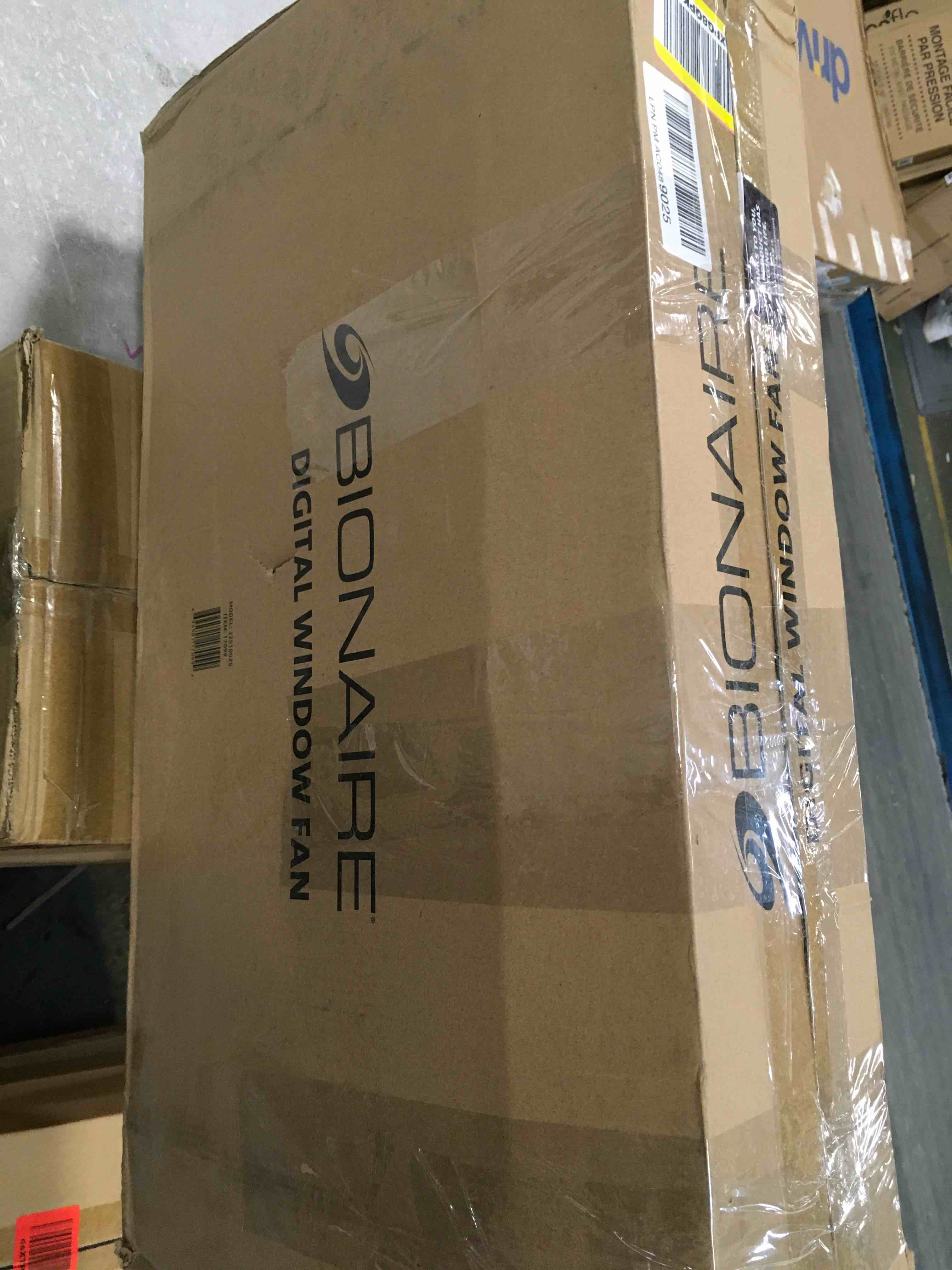 https://s3.amazonaws.com/lotting-images-prod/bidfta/RED5696824_1706214555381.jpeg