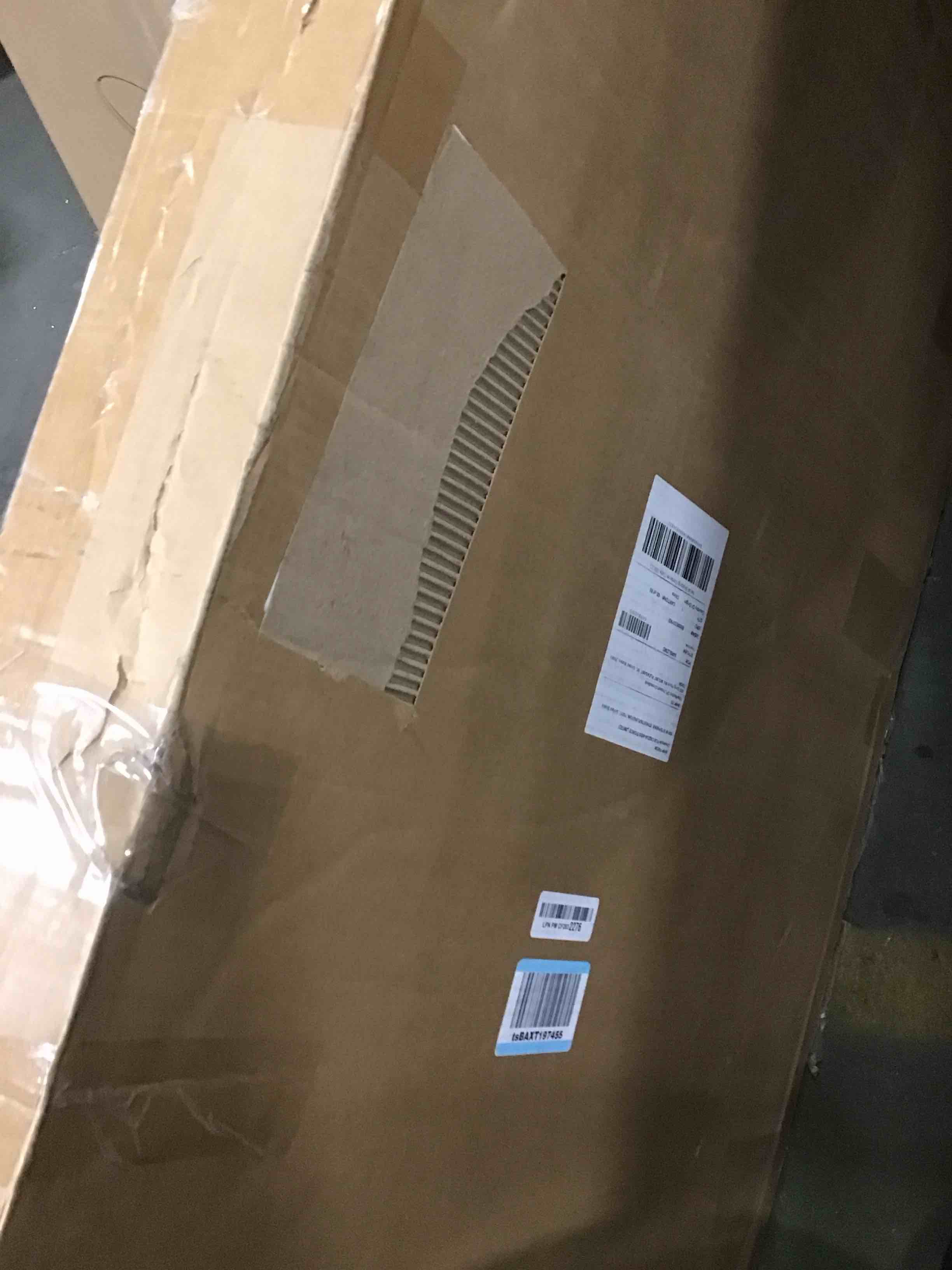 https://s3.amazonaws.com/lotting-images-prod/bidfta/RED5697146_1706535457750.jpeg