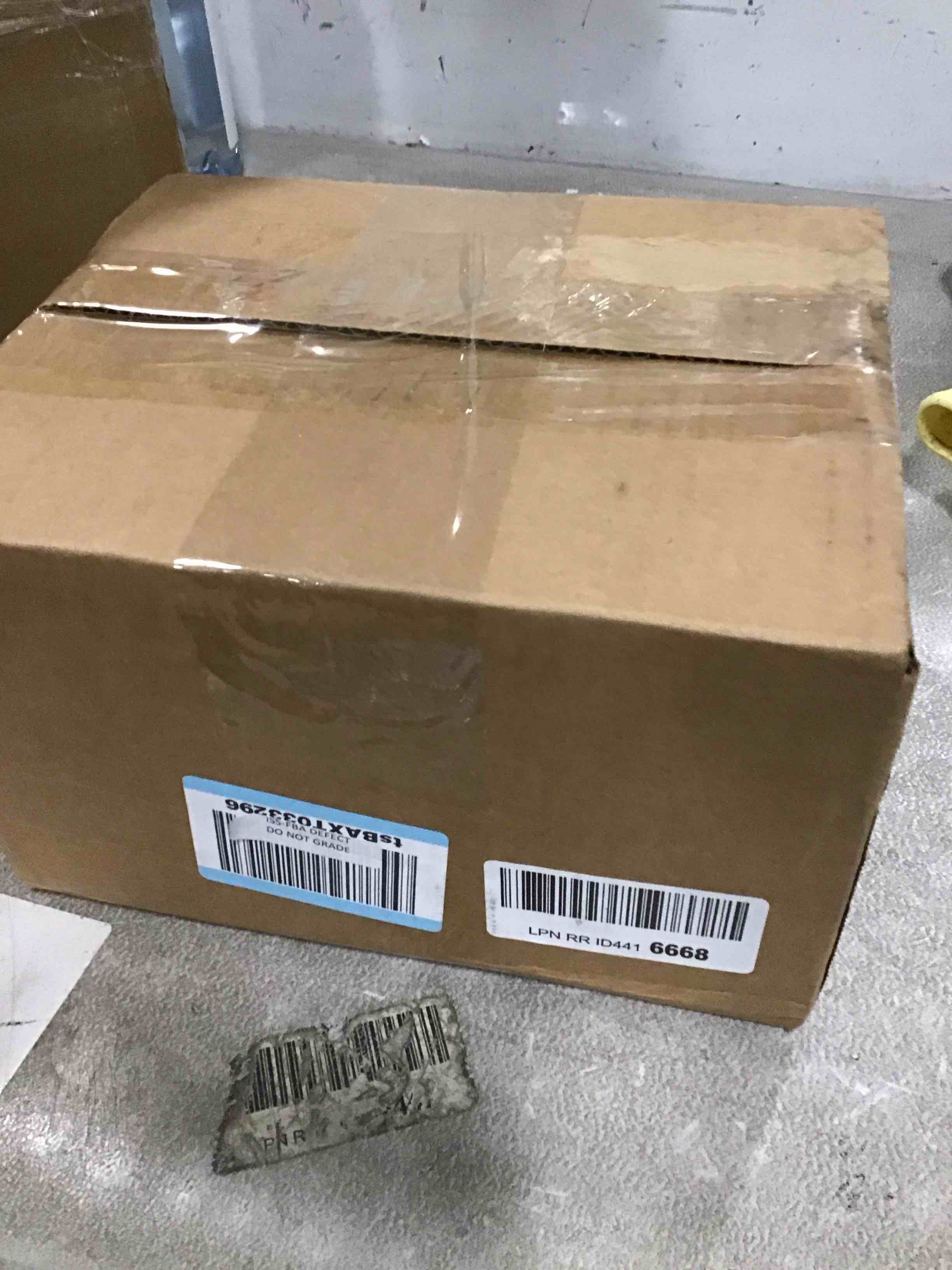 https://s3.amazonaws.com/lotting-images-prod/bidfta/RED5697318_1706561197262.jpeg
