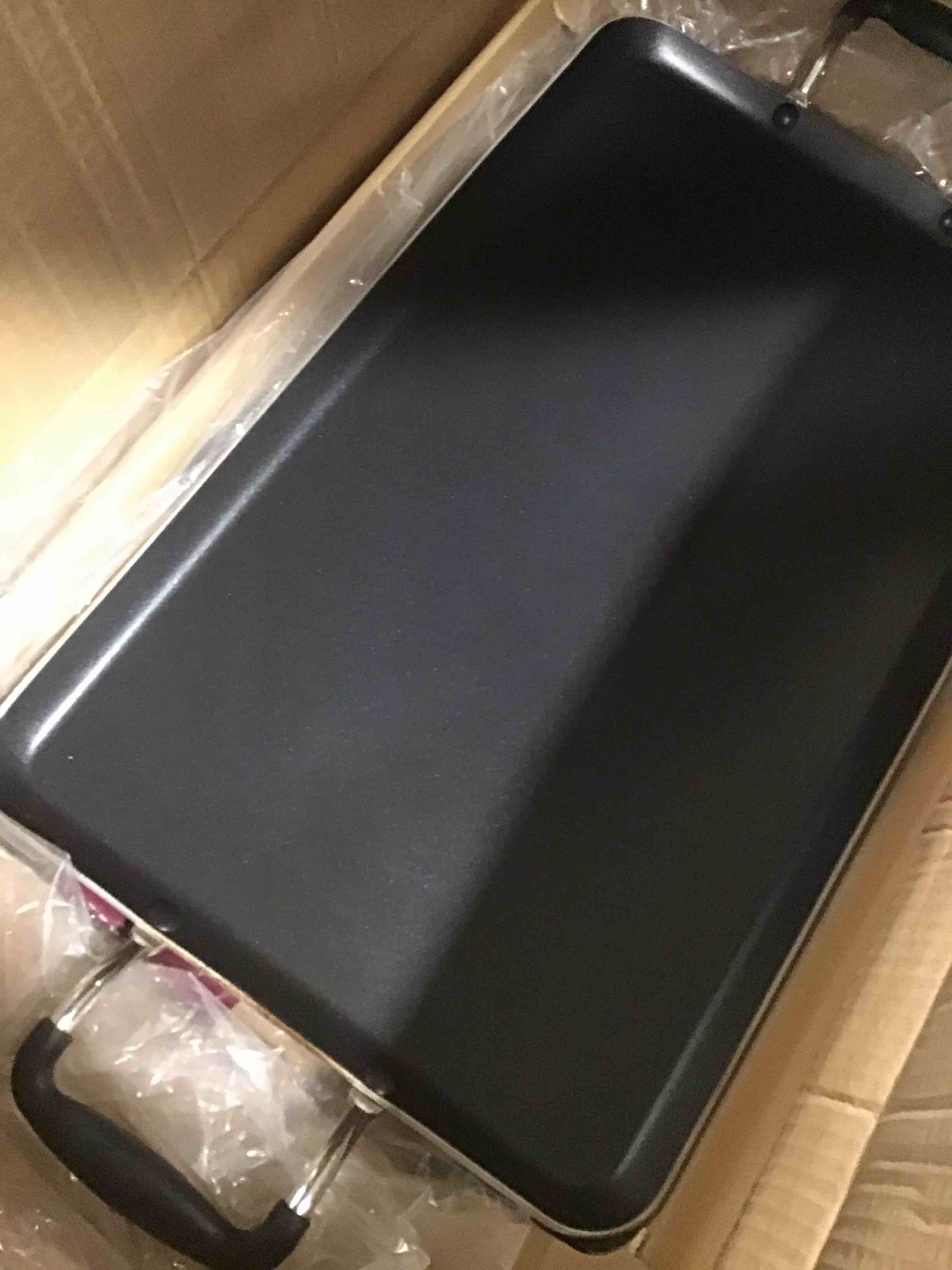 https://s3.amazonaws.com/lotting-images-prod/bidfta/RED5697395_1706624046164.jpeg