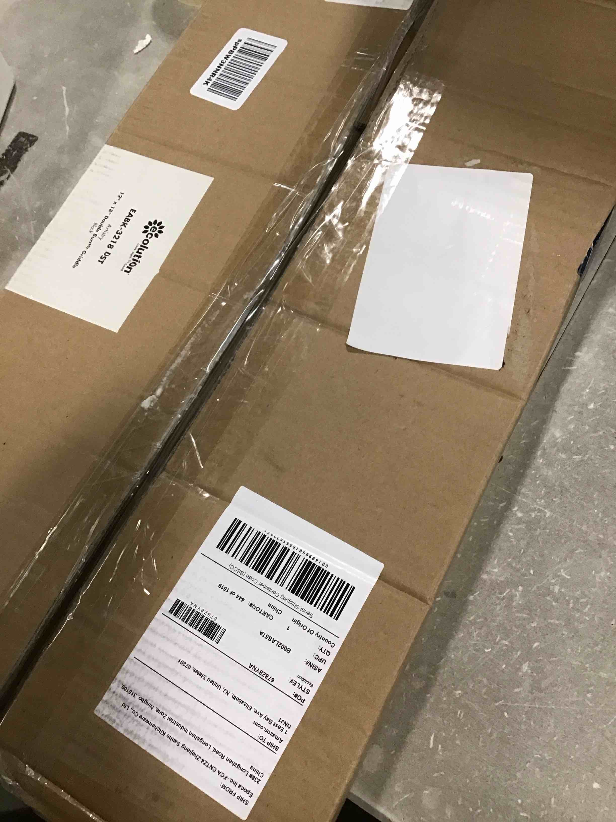 https://s3.amazonaws.com/lotting-images-prod/bidfta/RED5697395_1706624053663.jpeg