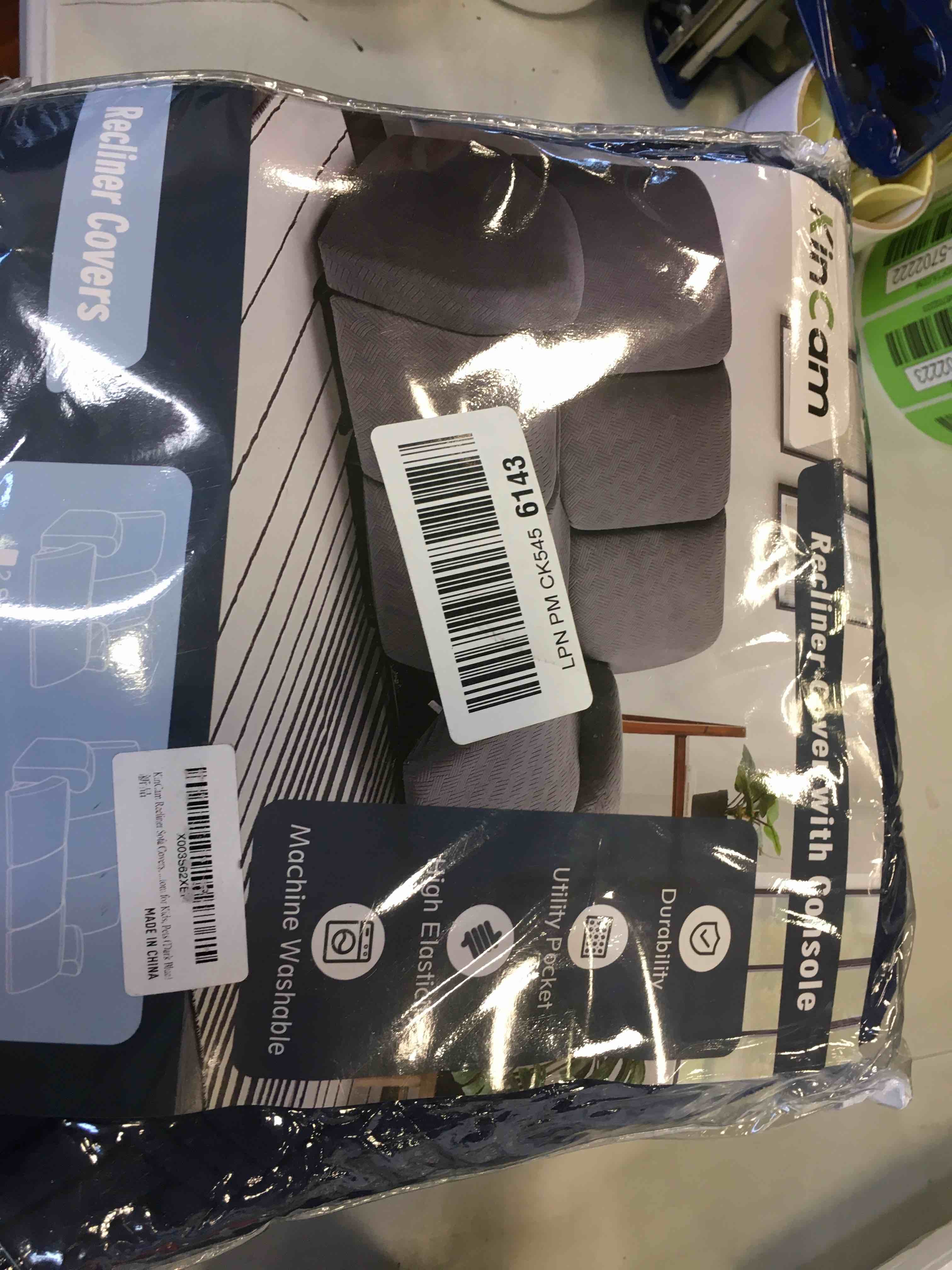 https://s3.amazonaws.com/lotting-images-prod/bidfta/RED5698594_1707164421537.jpeg