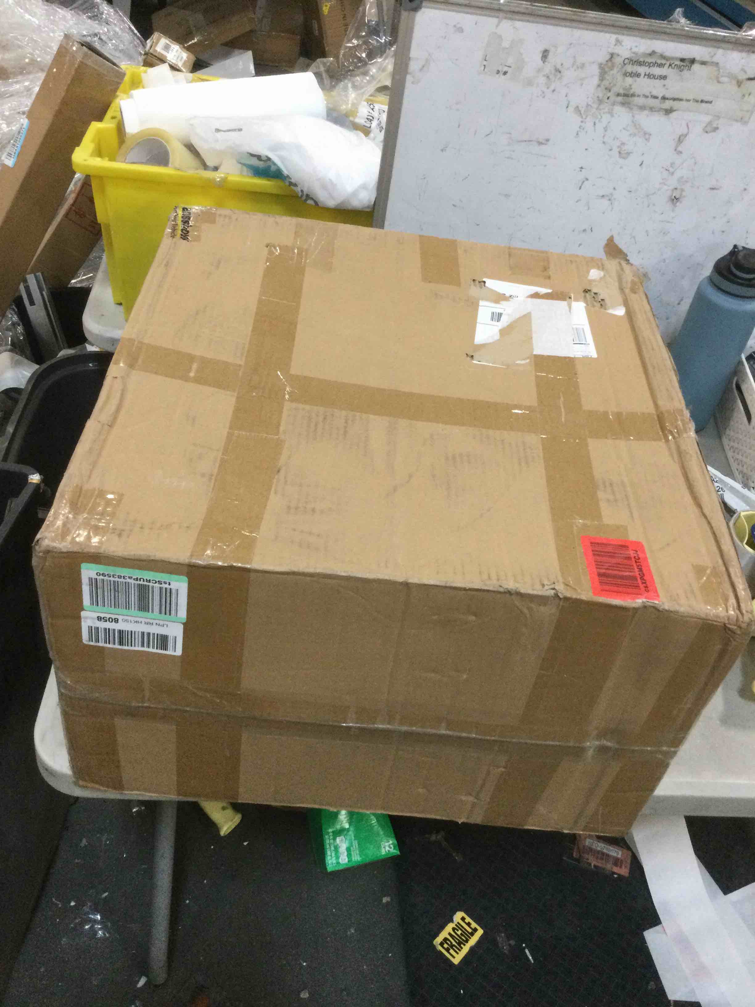 https://s3.amazonaws.com/lotting-images-prod/bidfta/RED5699018_1706042989019.jpeg