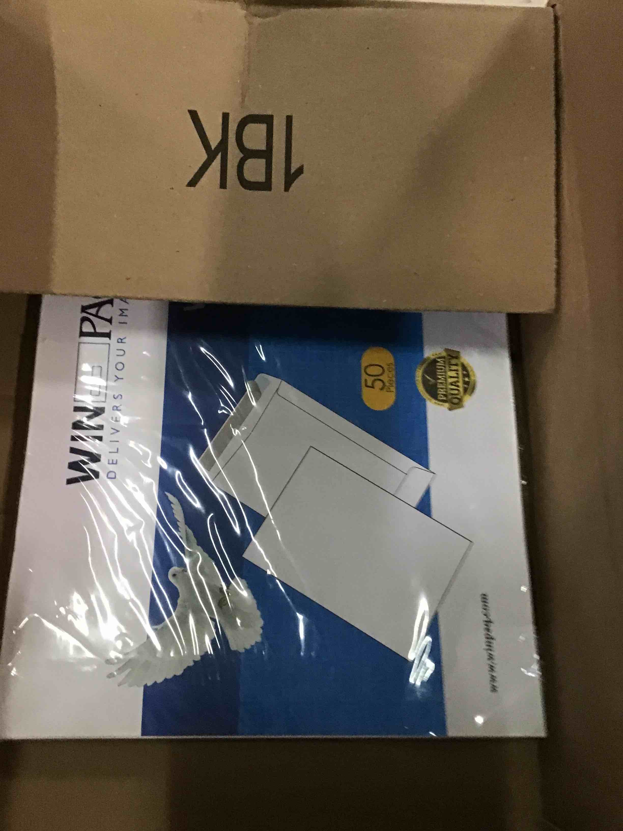 https://s3.amazonaws.com/lotting-images-prod/bidfta/RED5700643_1706027446761.jpeg