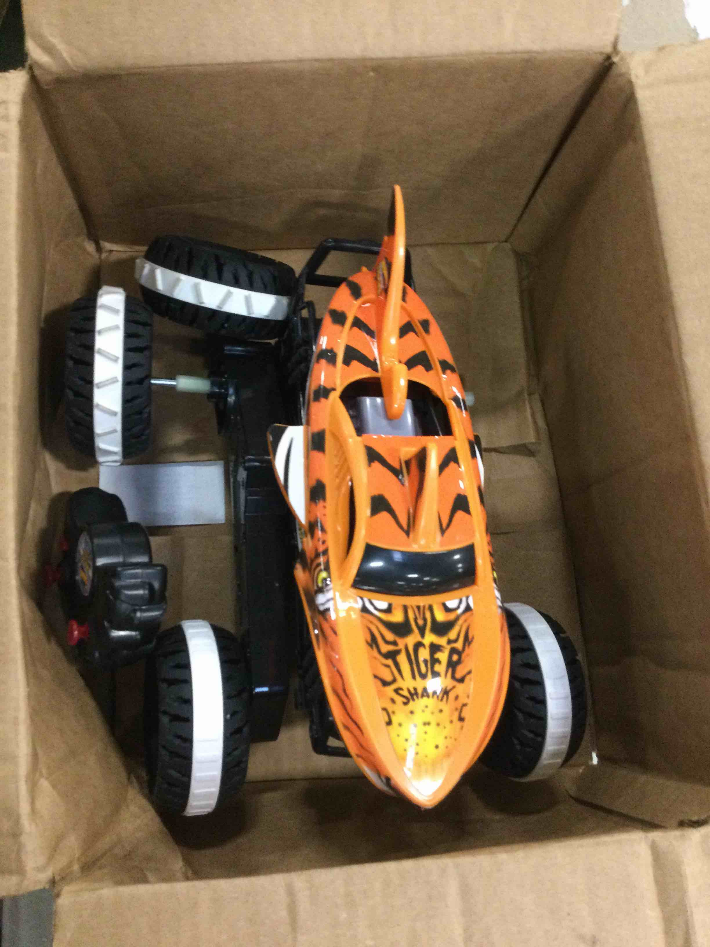 https://s3.amazonaws.com/lotting-images-prod/bidfta/RED5700957_1706129603562.jpeg