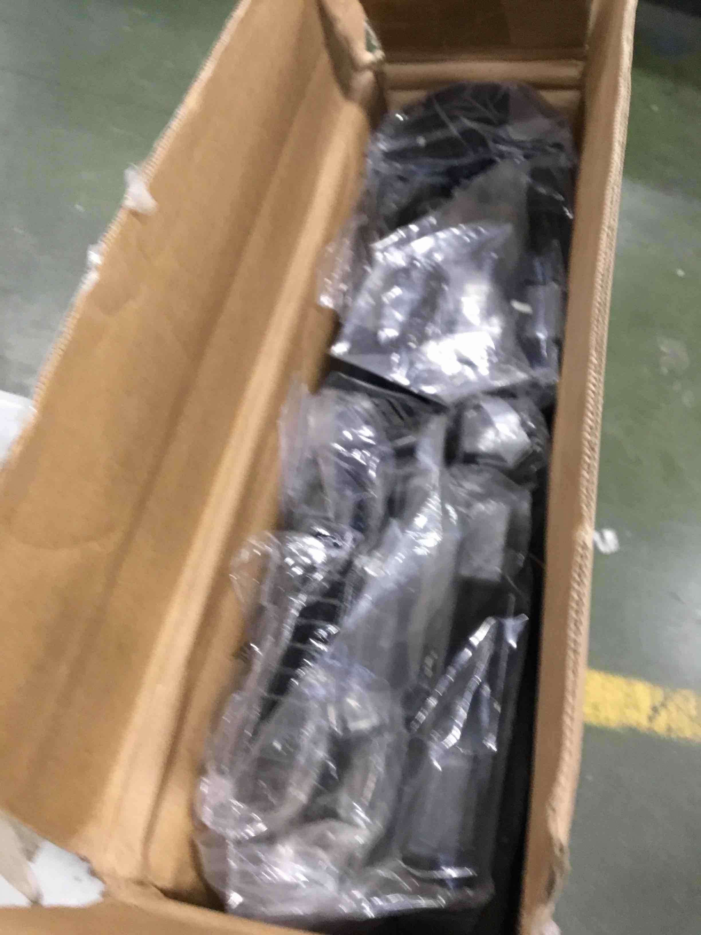 https://s3.amazonaws.com/lotting-images-prod/bidfta/RED5701037_1706193161890.jpeg