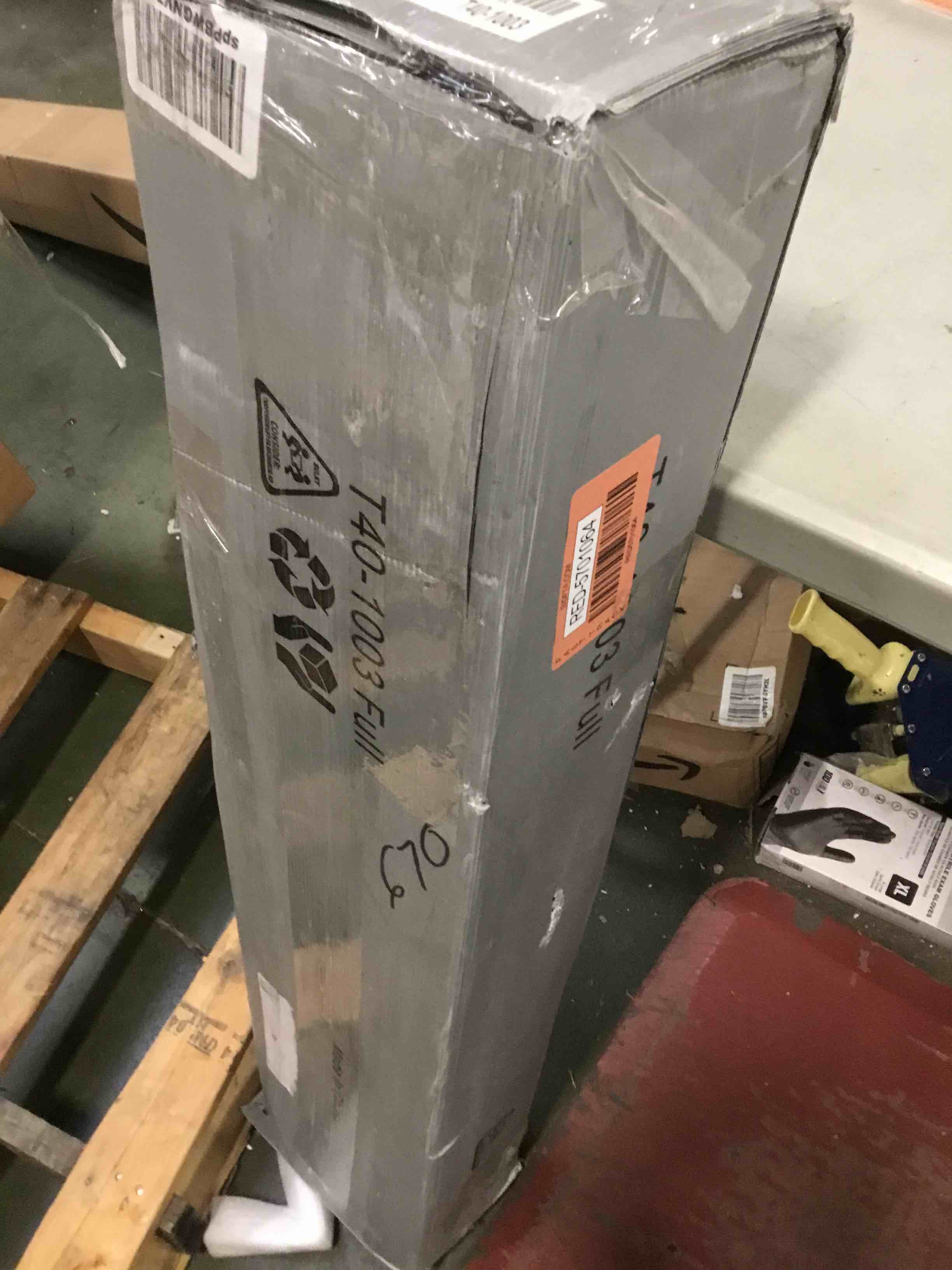 https://s3.amazonaws.com/lotting-images-prod/bidfta/RED5701064_1706196529074.jpeg
