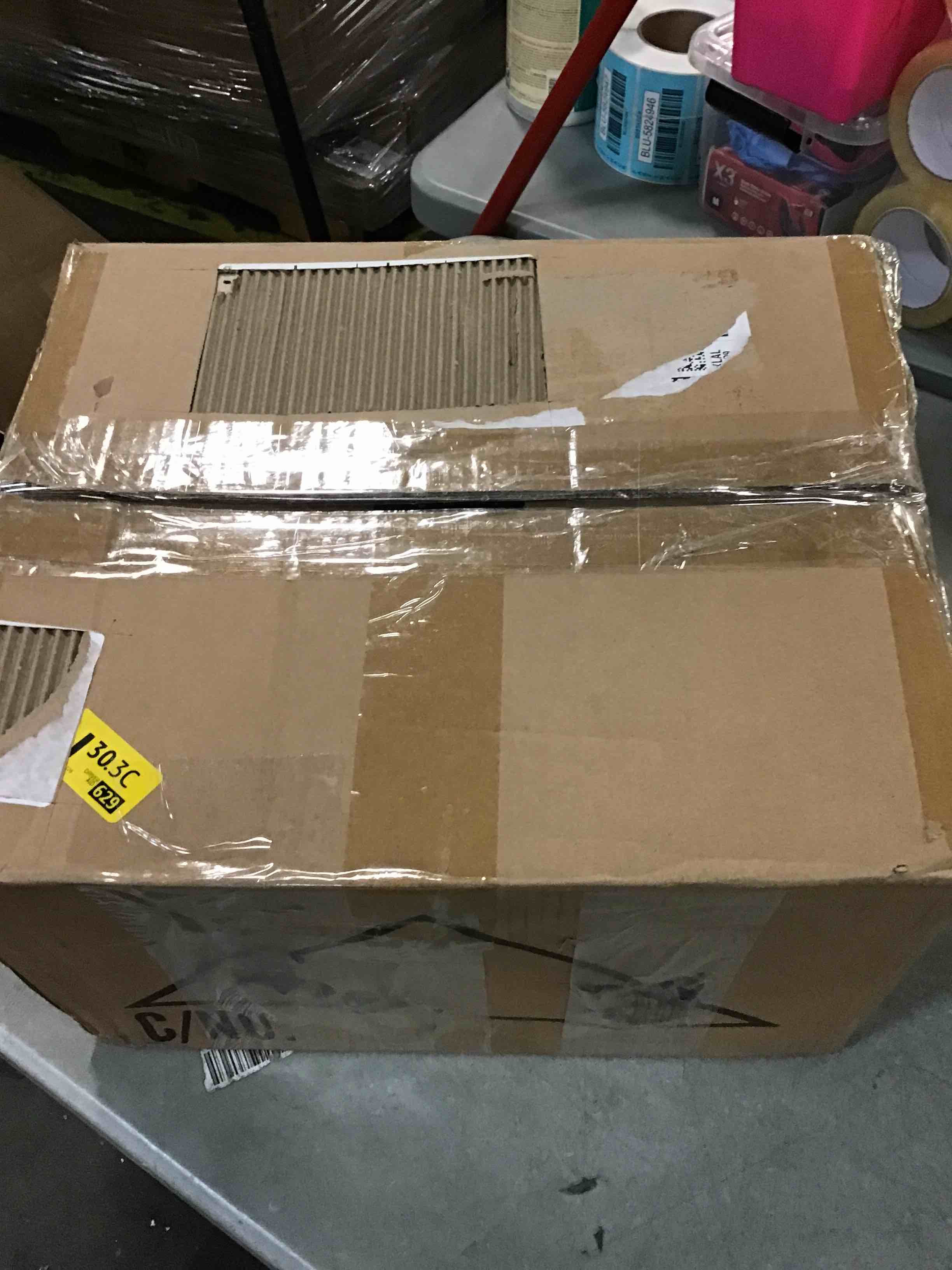 https://s3.amazonaws.com/lotting-images-prod/bidfta/RED5704031_1706024419904.jpeg