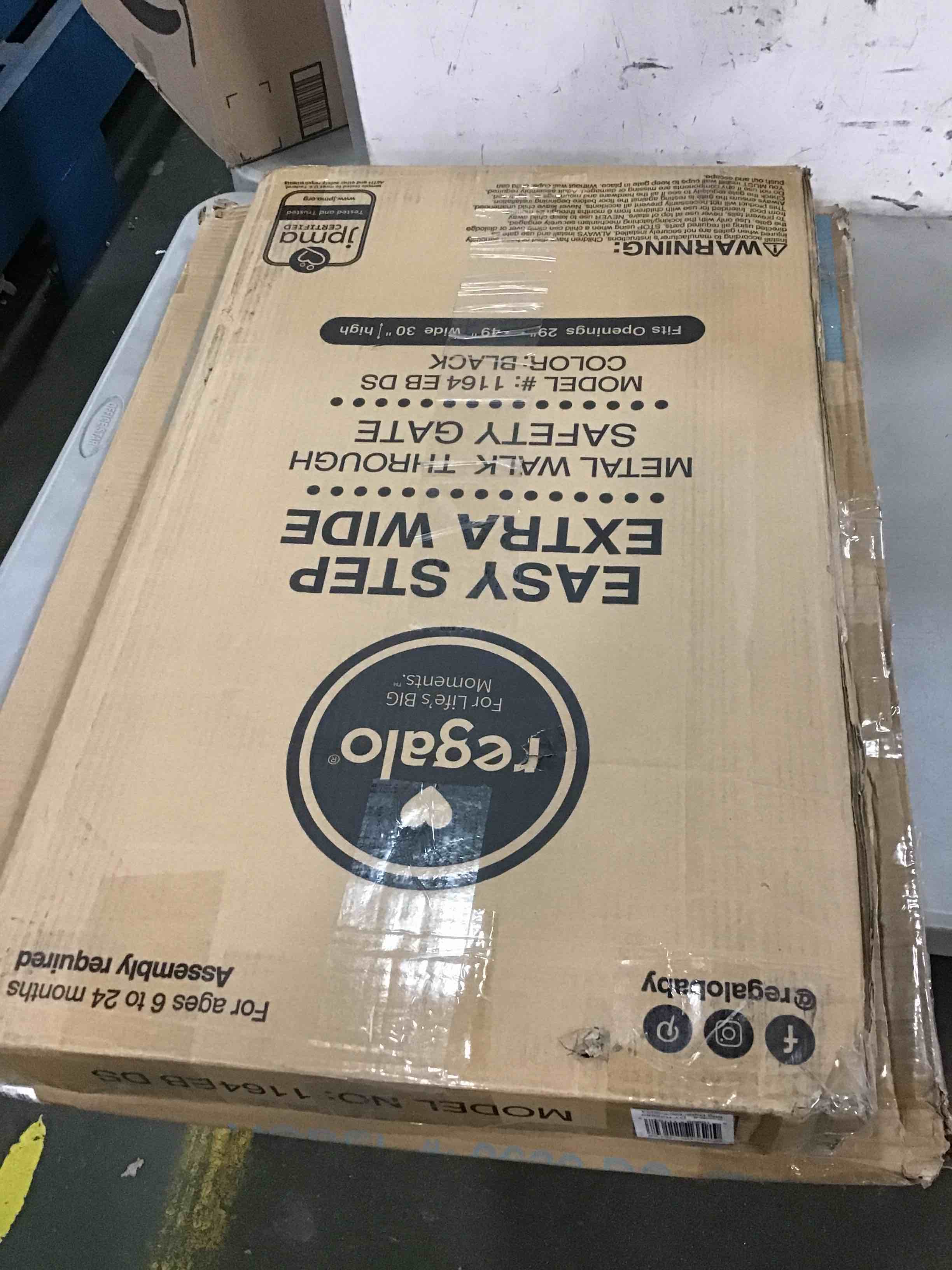 https://s3.amazonaws.com/lotting-images-prod/bidfta/RED5704377_1706123064805.jpeg