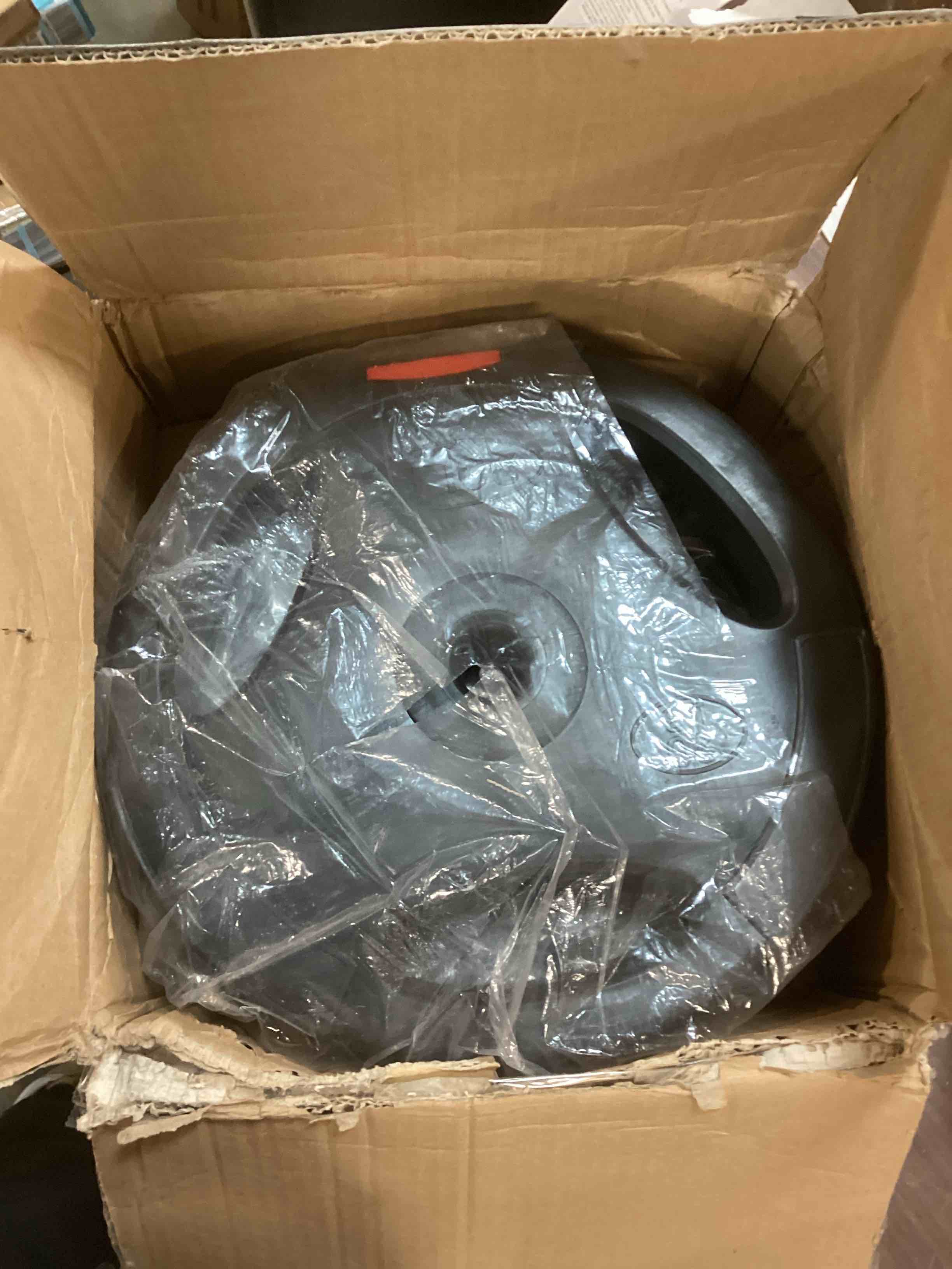 https://s3.amazonaws.com/lotting-images-prod/bidfta/RED5705355_1705928186630.jpeg