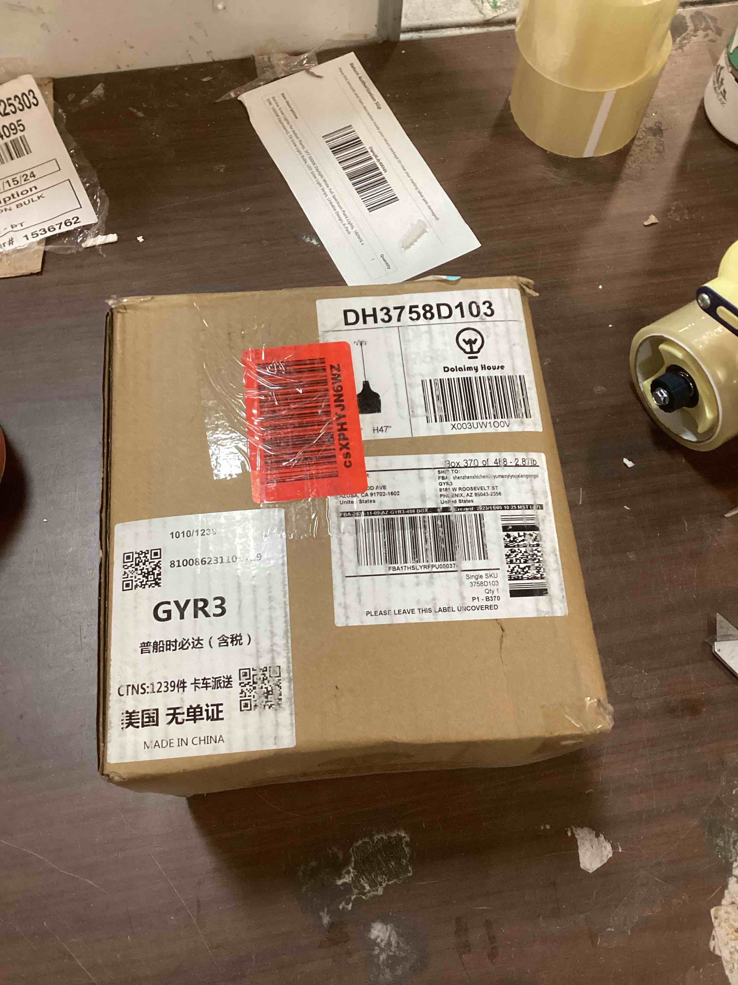 https://s3.amazonaws.com/lotting-images-prod/bidfta/RED5705381_1705932634914.jpeg