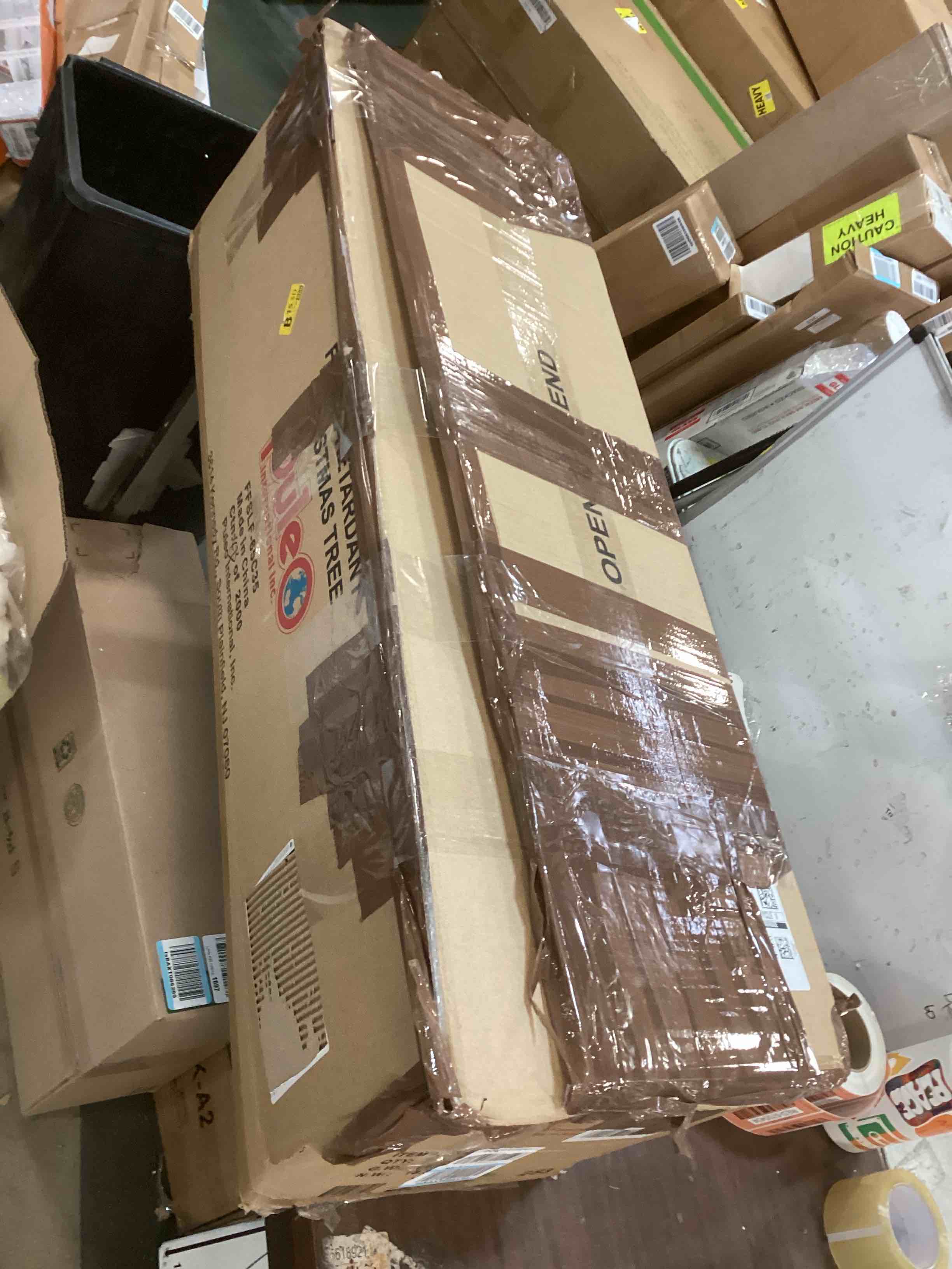 https://s3.amazonaws.com/lotting-images-prod/bidfta/RED5705428_1705939483951.jpeg