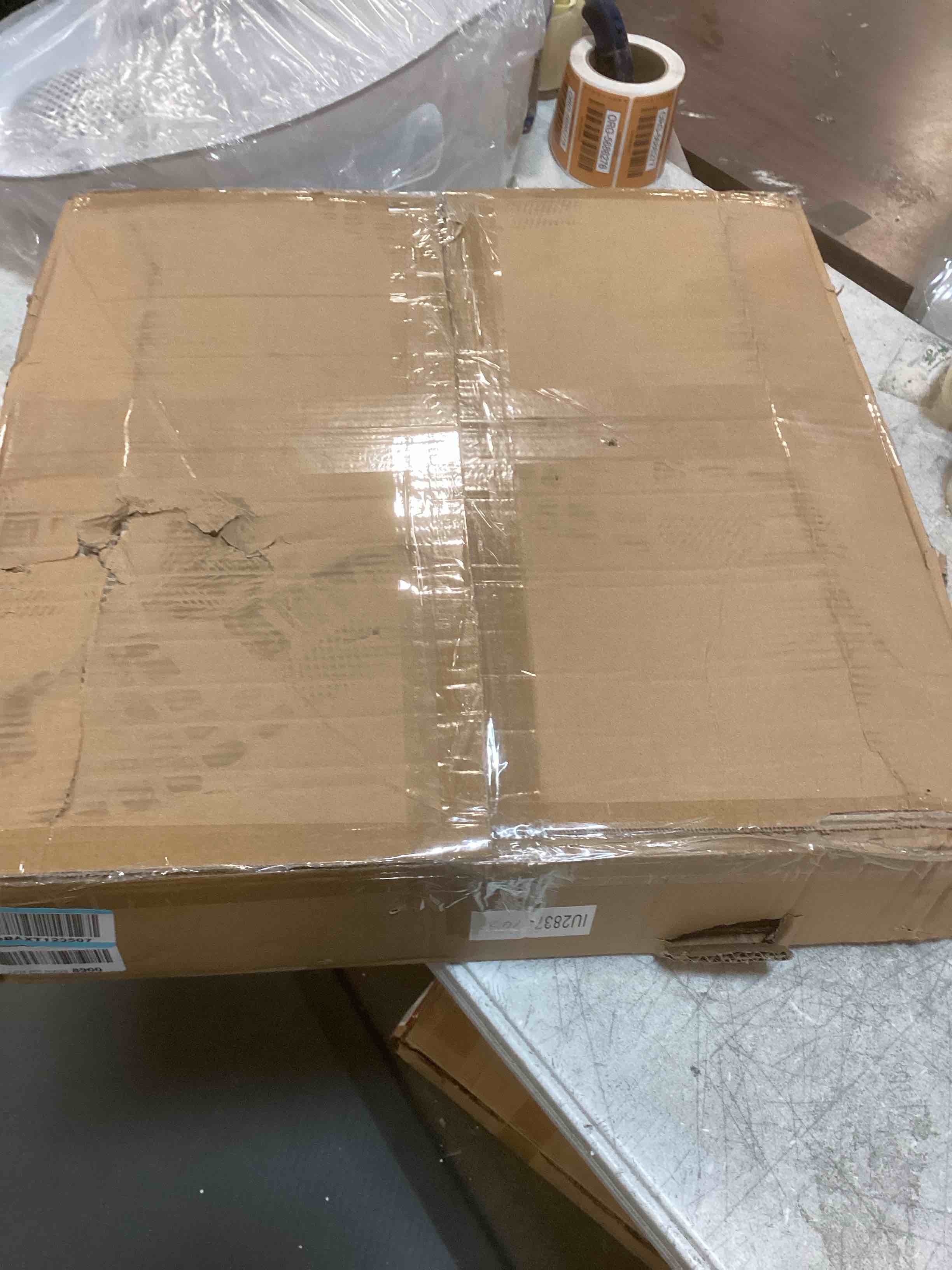 https://s3.amazonaws.com/lotting-images-prod/bidfta/RED5706564_1706099507086.jpeg