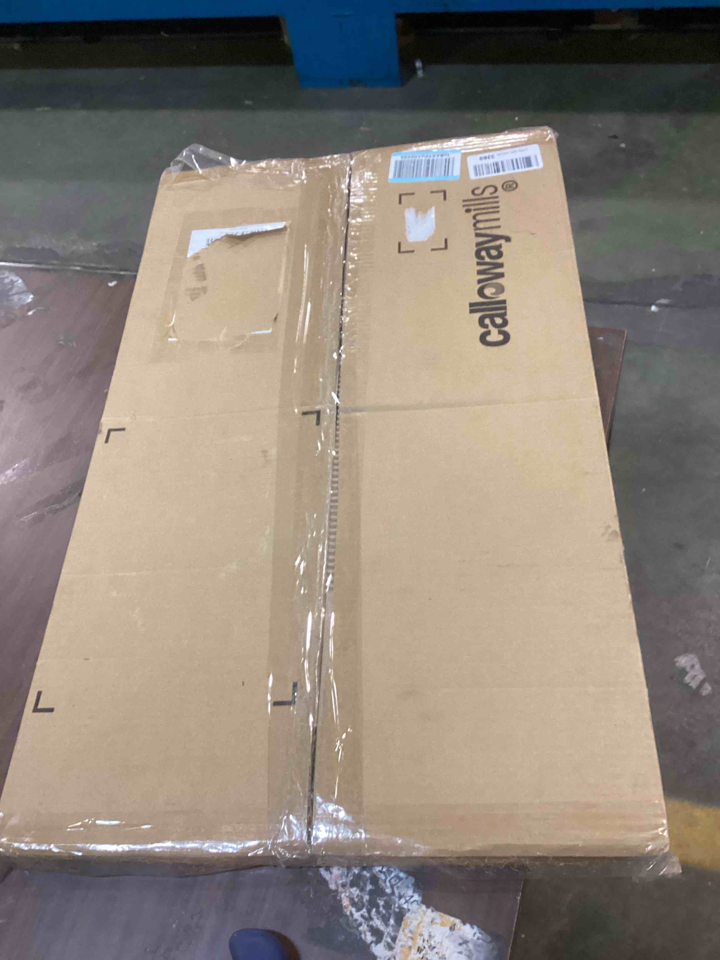 https://s3.amazonaws.com/lotting-images-prod/bidfta/RED5706853_1706189219026.jpeg