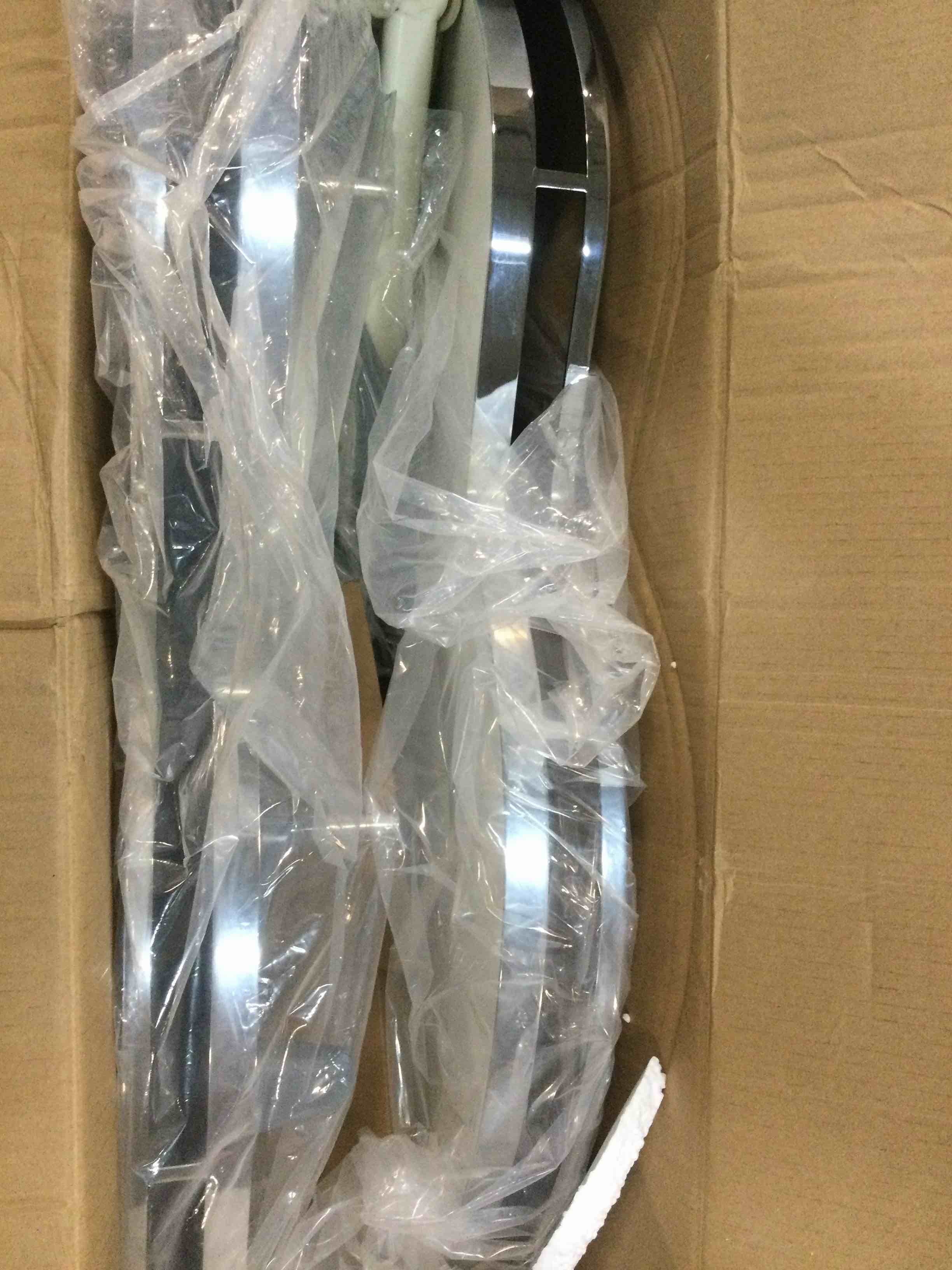 https://s3.amazonaws.com/lotting-images-prod/bidfta/RED5707341_1706537885391.jpeg