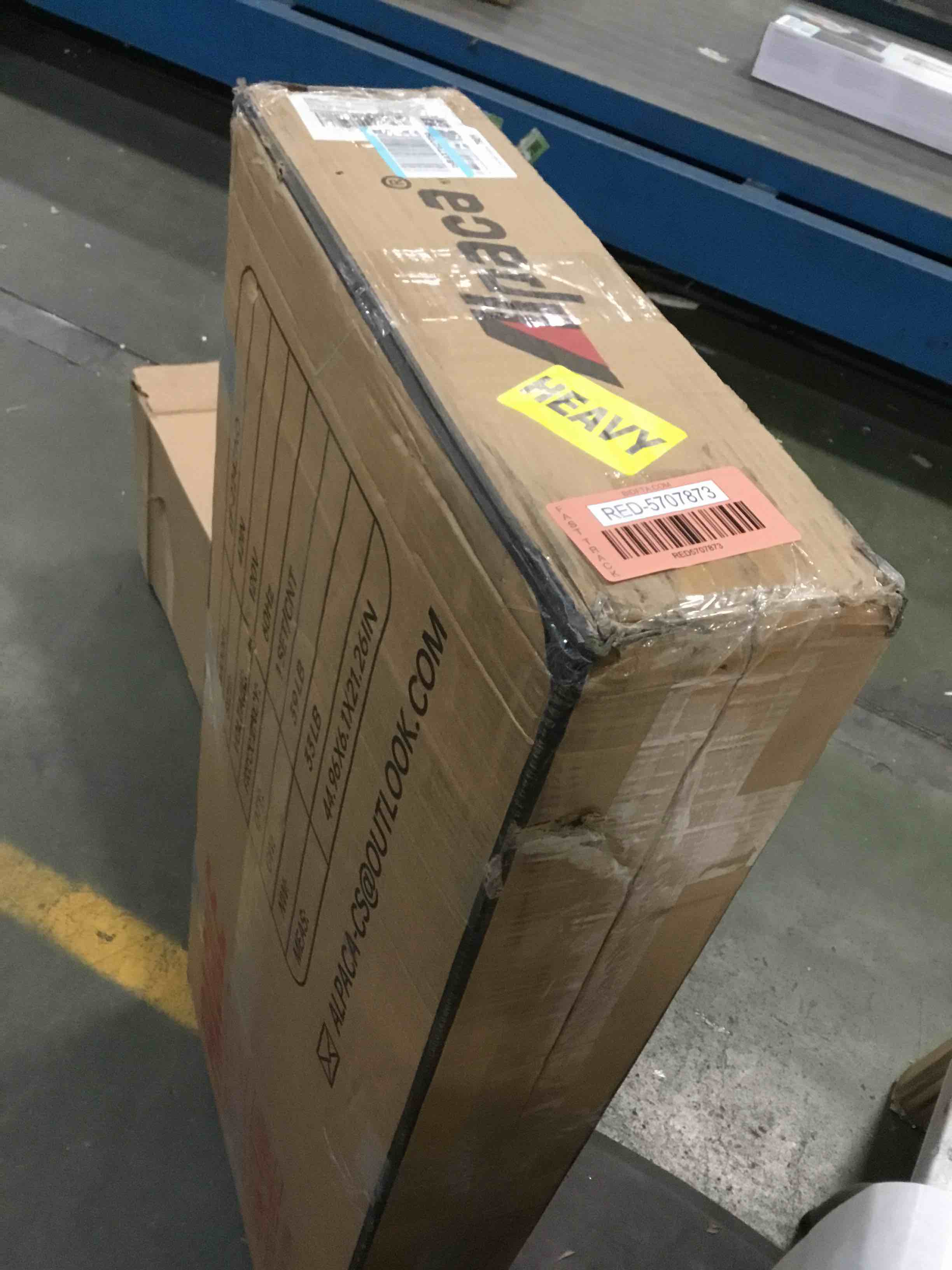 https://s3.amazonaws.com/lotting-images-prod/bidfta/RED5707873_1706877111628.jpeg