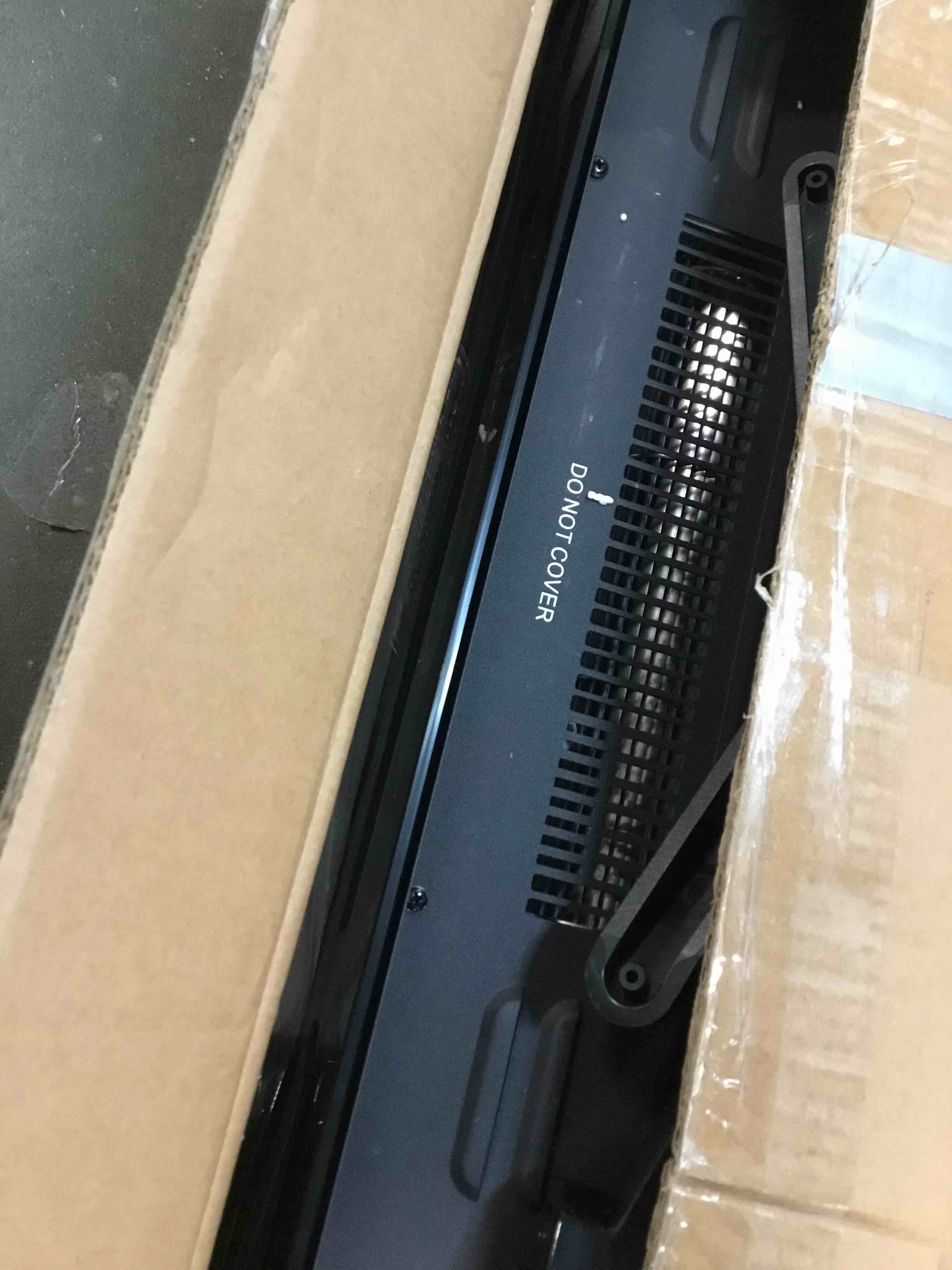 https://s3.amazonaws.com/lotting-images-prod/bidfta/RED5707873_1706877153207.jpeg