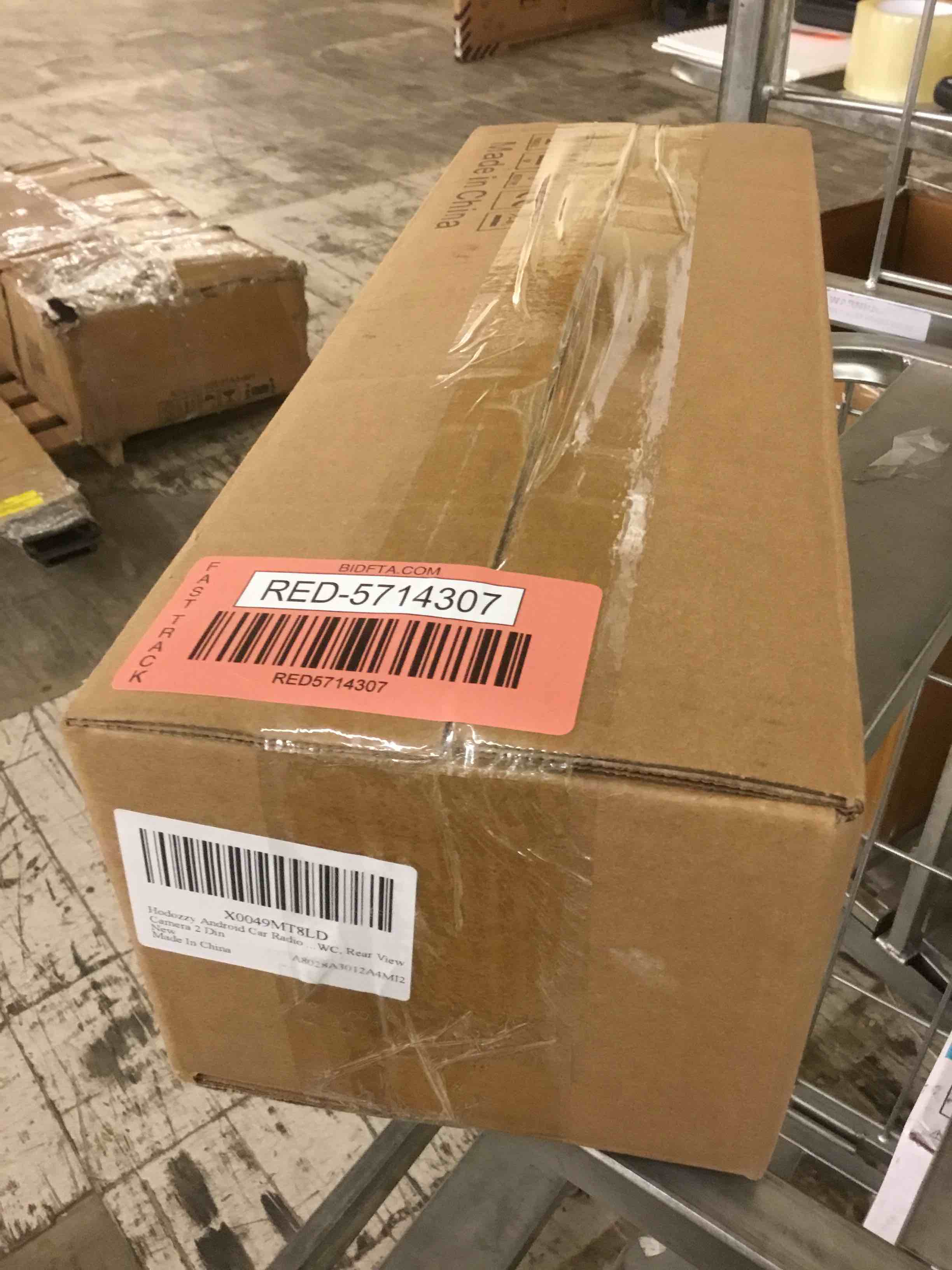 https://s3.amazonaws.com/lotting-images-prod/bidfta/RED5714307_1746739762255.jpeg
