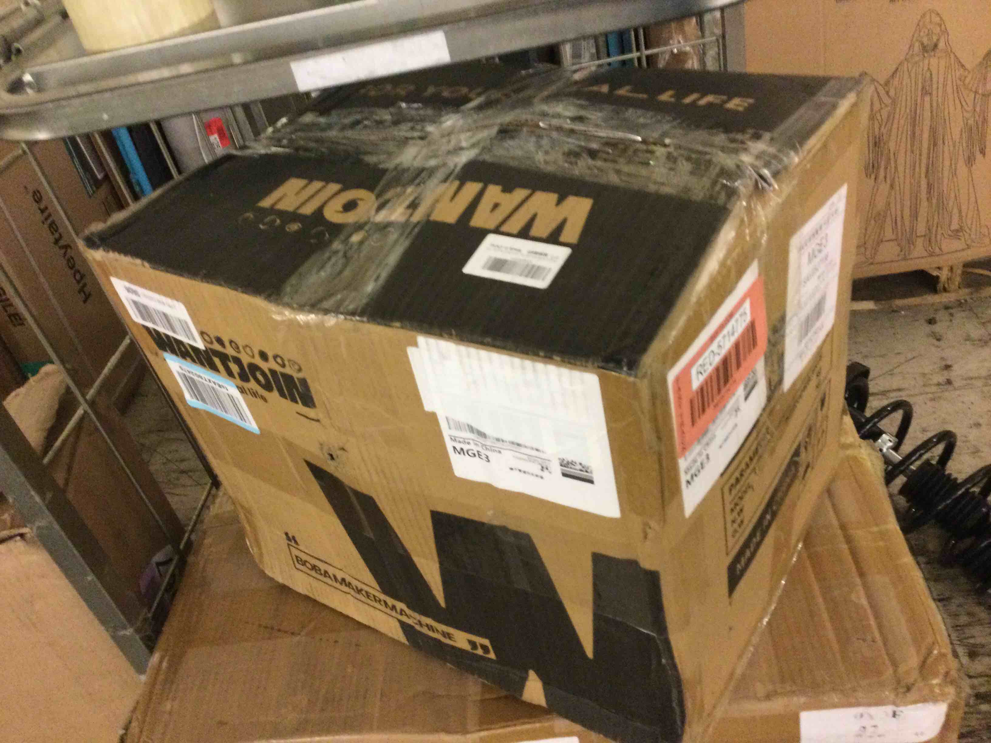 https://s3.amazonaws.com/lotting-images-prod/bidfta/RED5714775_1752610665296.jpeg