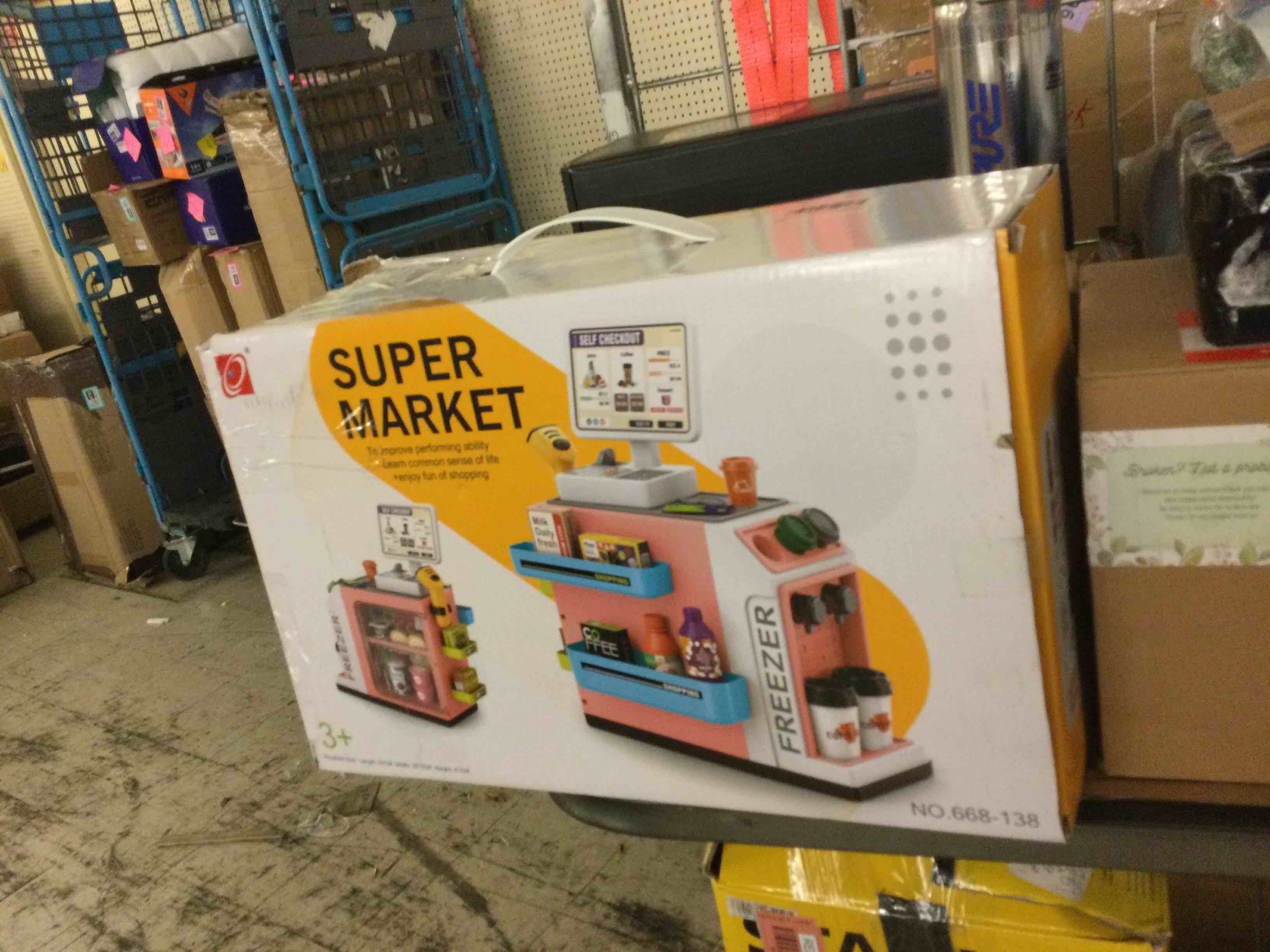 https://s3.amazonaws.com/lotting-images-prod/bidfta/RED5714854_1753726959531.jpeg