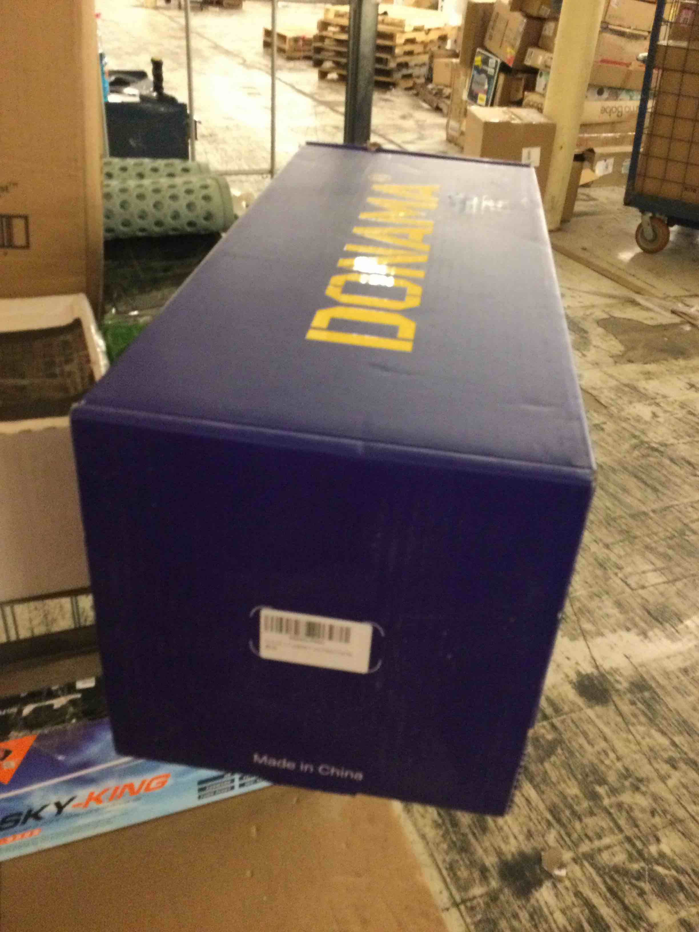https://s3.amazonaws.com/lotting-images-prod/bidfta/RED5714865_1753732249099.jpeg