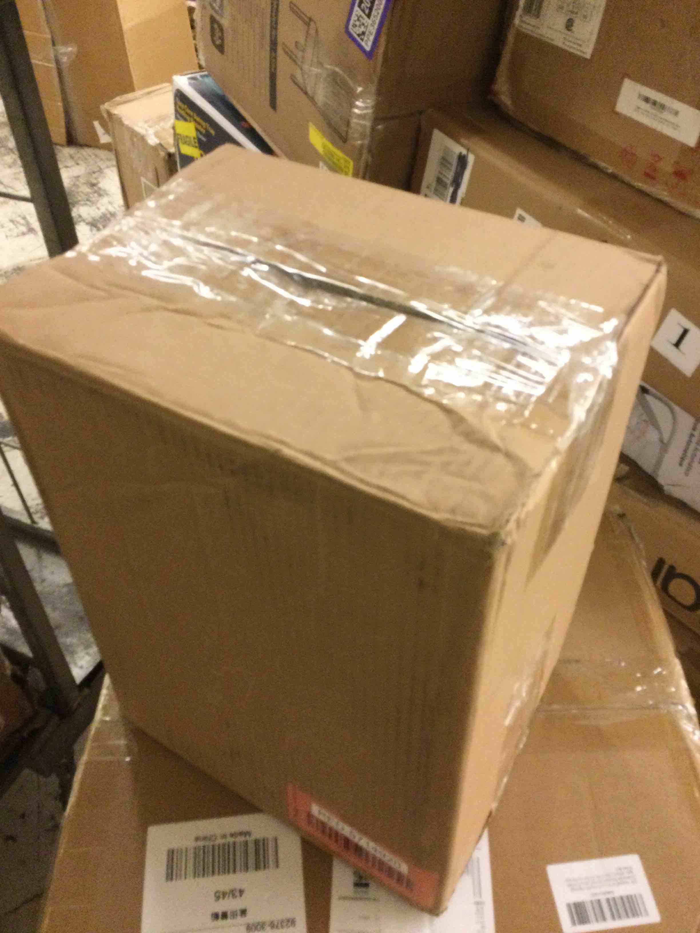 https://s3.amazonaws.com/lotting-images-prod/bidfta/RED5714920_1753891090066.jpeg