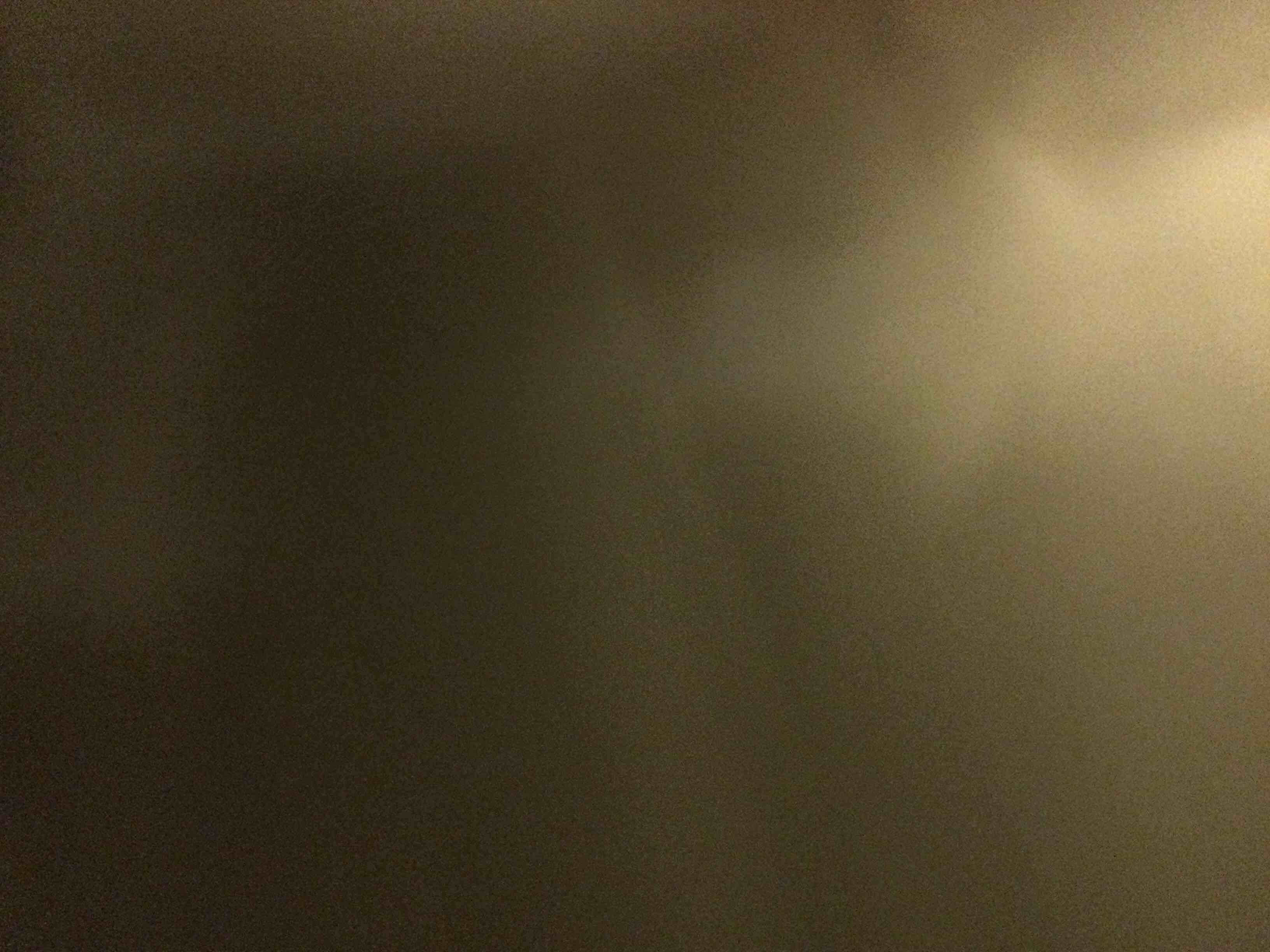 https://s3.amazonaws.com/lotting-images-prod/bidfta/RED5714977_1754418263512.jpeg