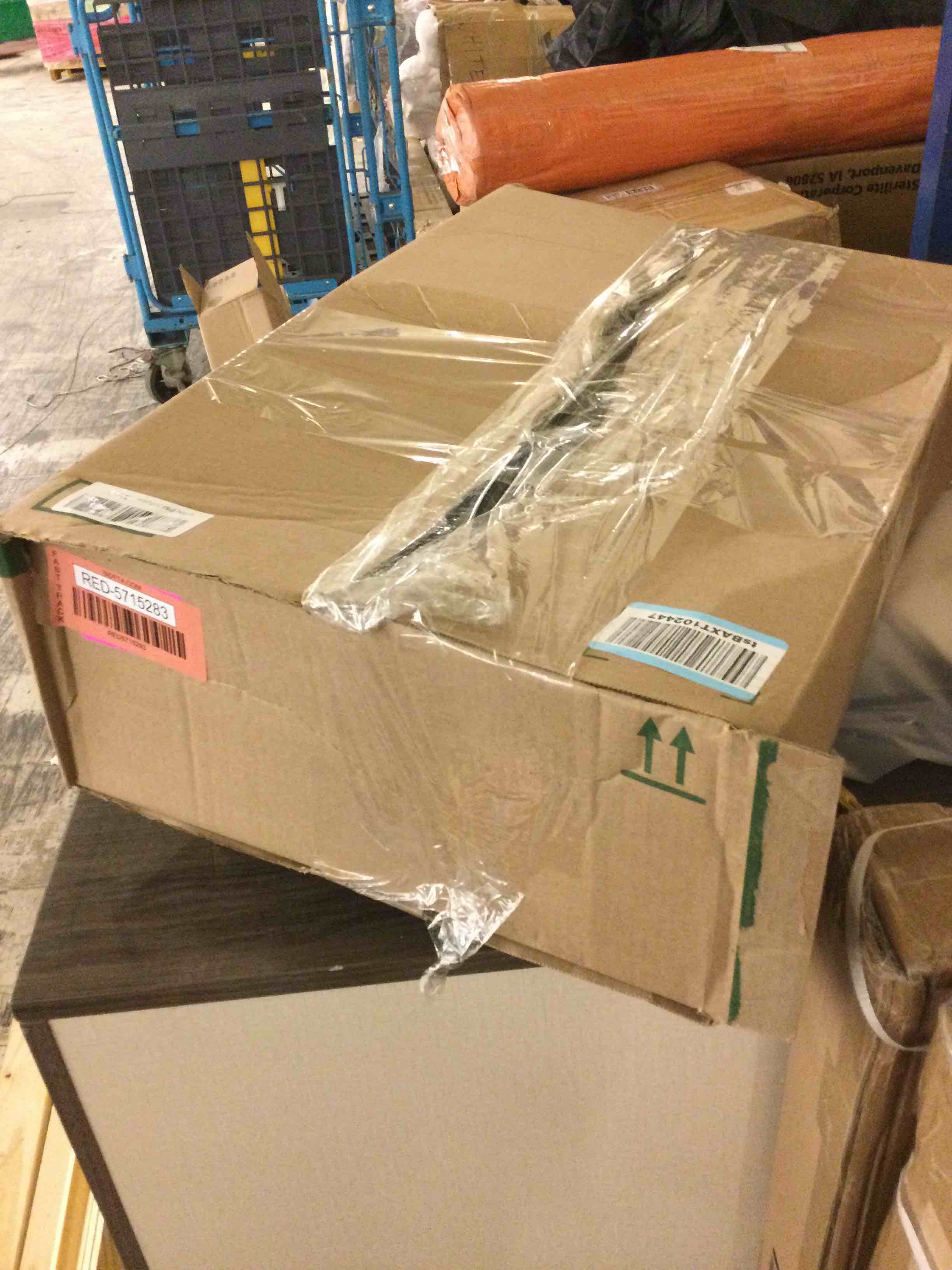 https://s3.amazonaws.com/lotting-images-prod/bidfta/RED5715283_1756924785760.jpeg