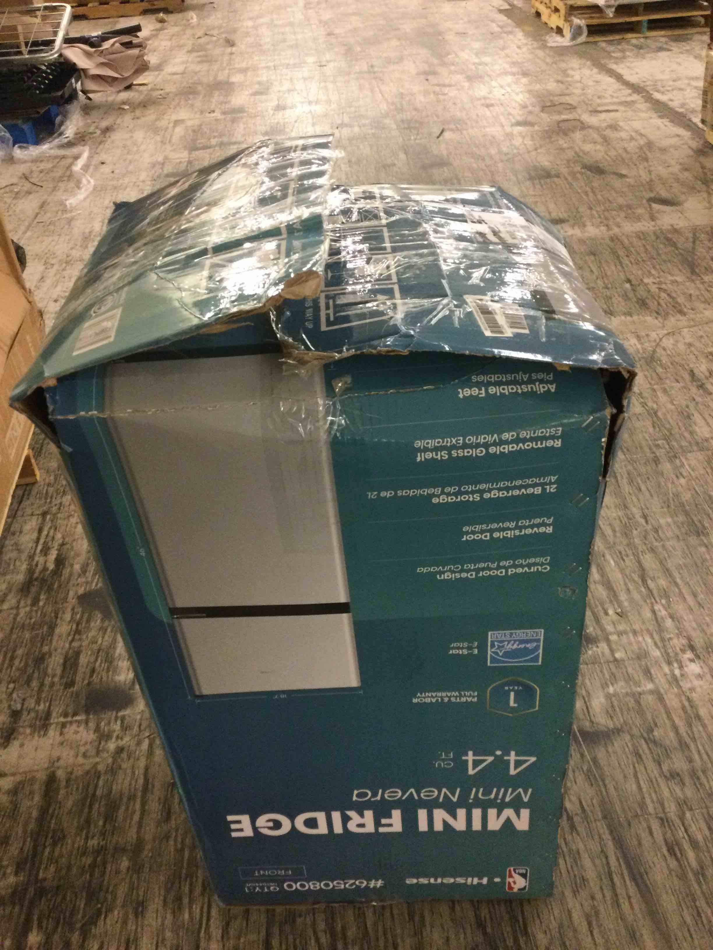 https://s3.amazonaws.com/lotting-images-prod/bidfta/RED5715293_1756931761212.jpeg