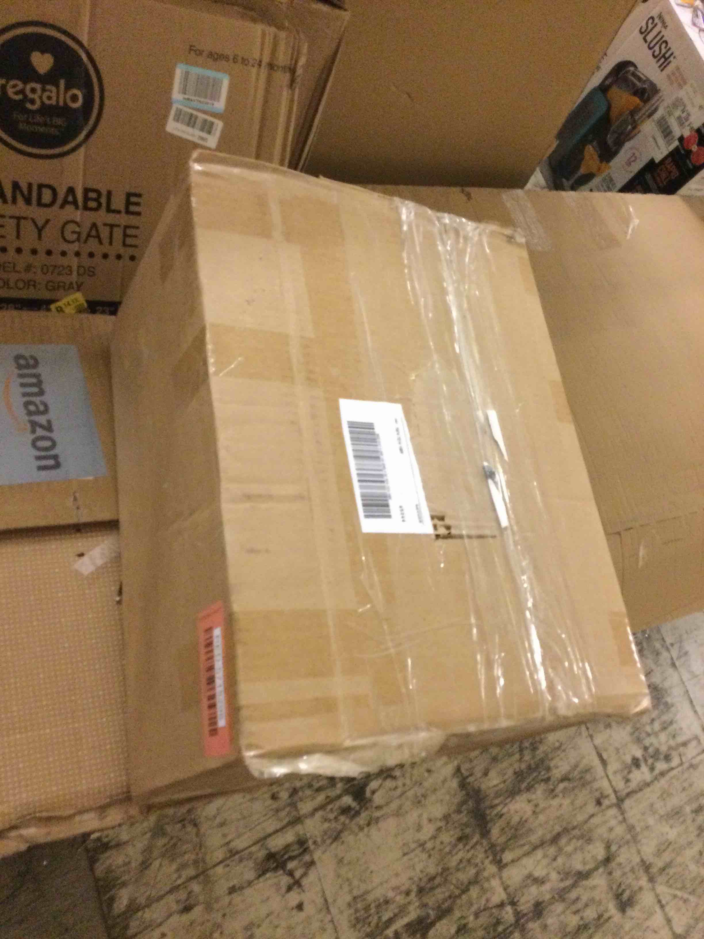 https://s3.amazonaws.com/lotting-images-prod/bidfta/RED5715298_1757108759210.jpeg
