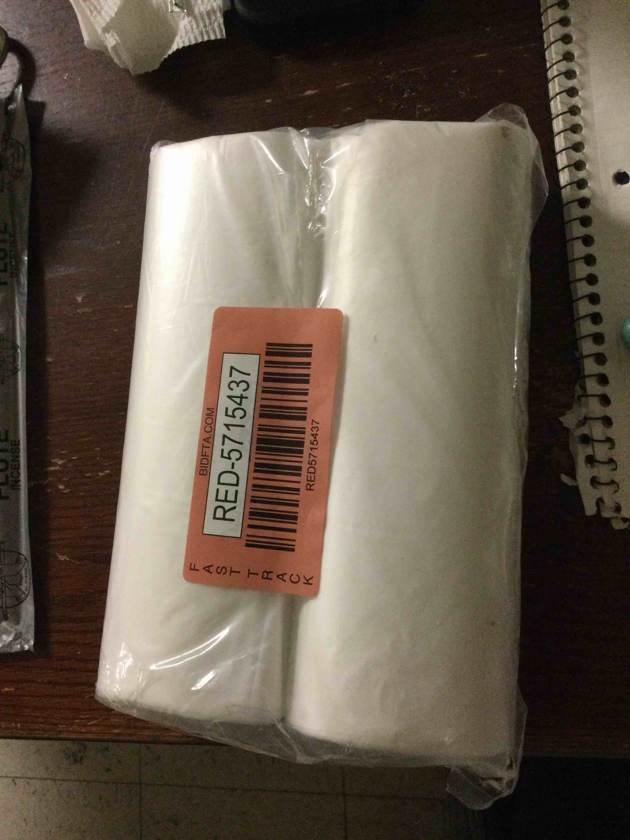 https://s3.amazonaws.com/lotting-images-prod/bidfta/RED5715437_1759786489123.jpeg