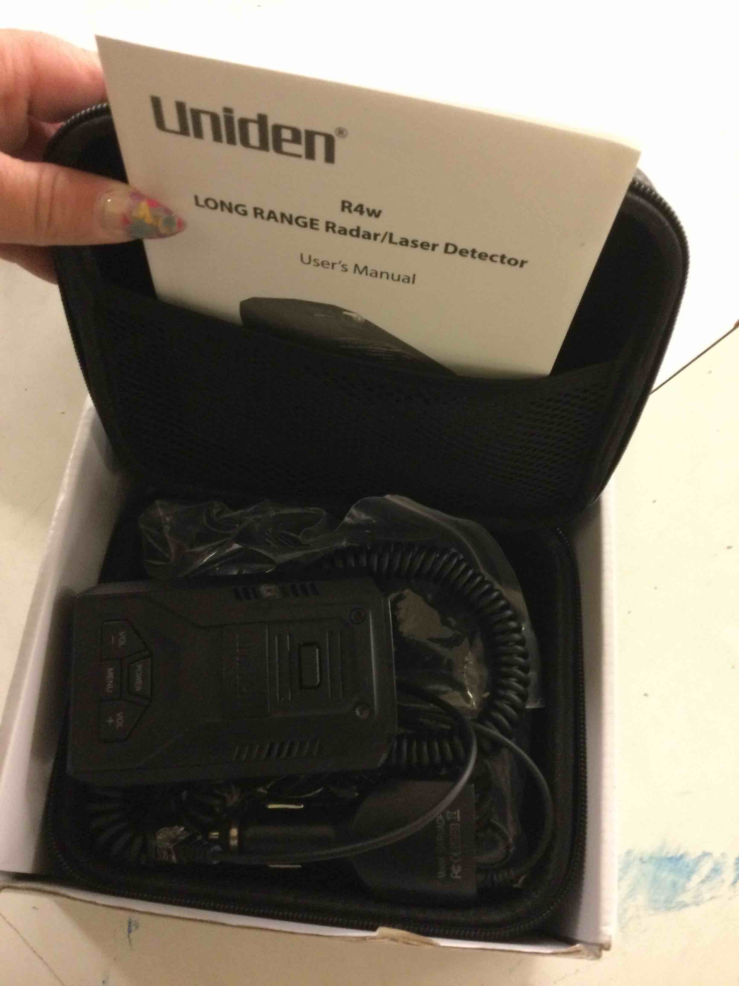 Condition photo showing Good Condition for uniden r3 extreme long range laser/radar detector, record shattering performance, built-in gps w/ mute memory, voice alerts, red light & speed camera alerts, multi-color oled display , black