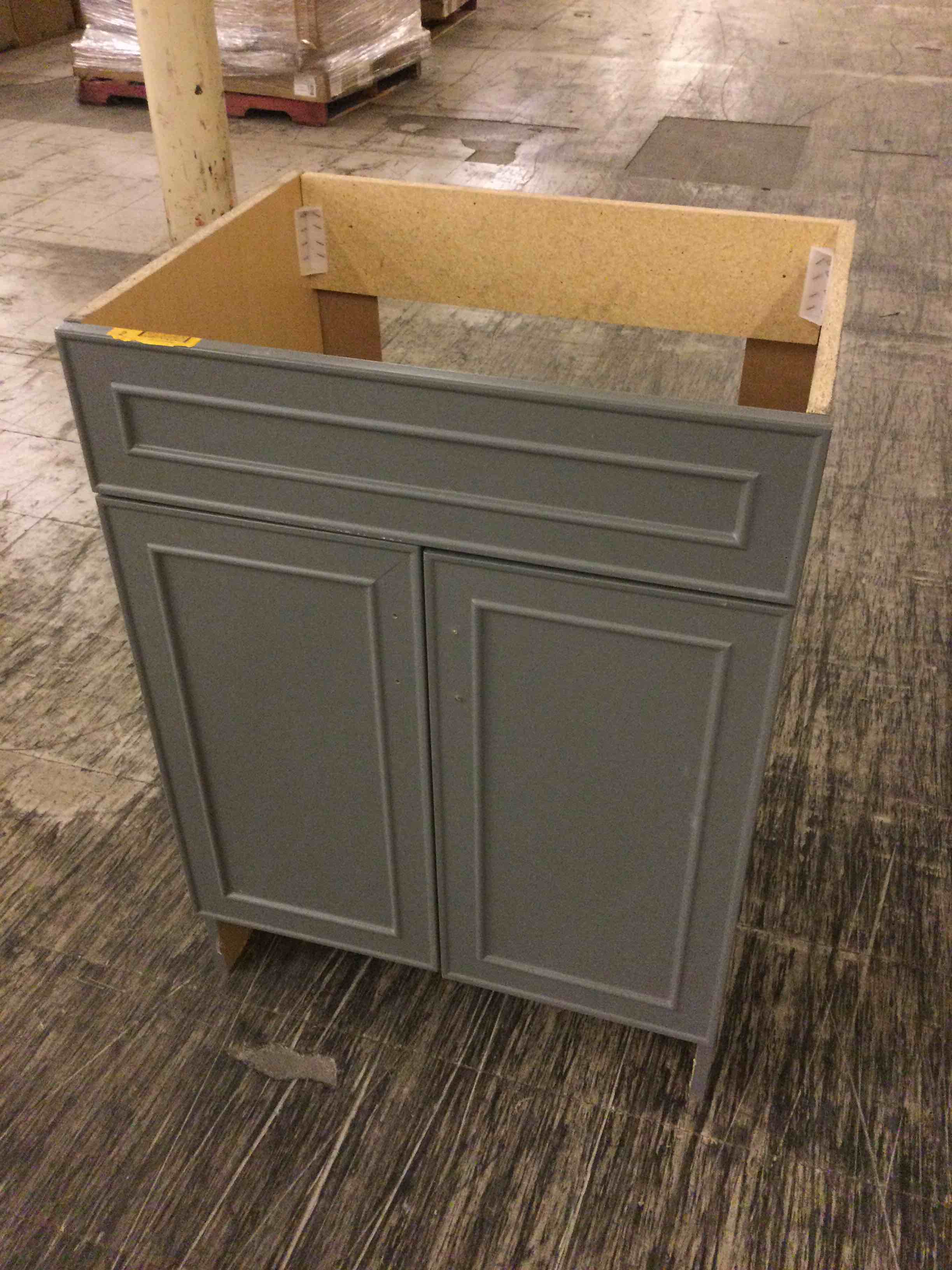 Condition photo showing Good Condition for bathroom vanity grey (please use preview)