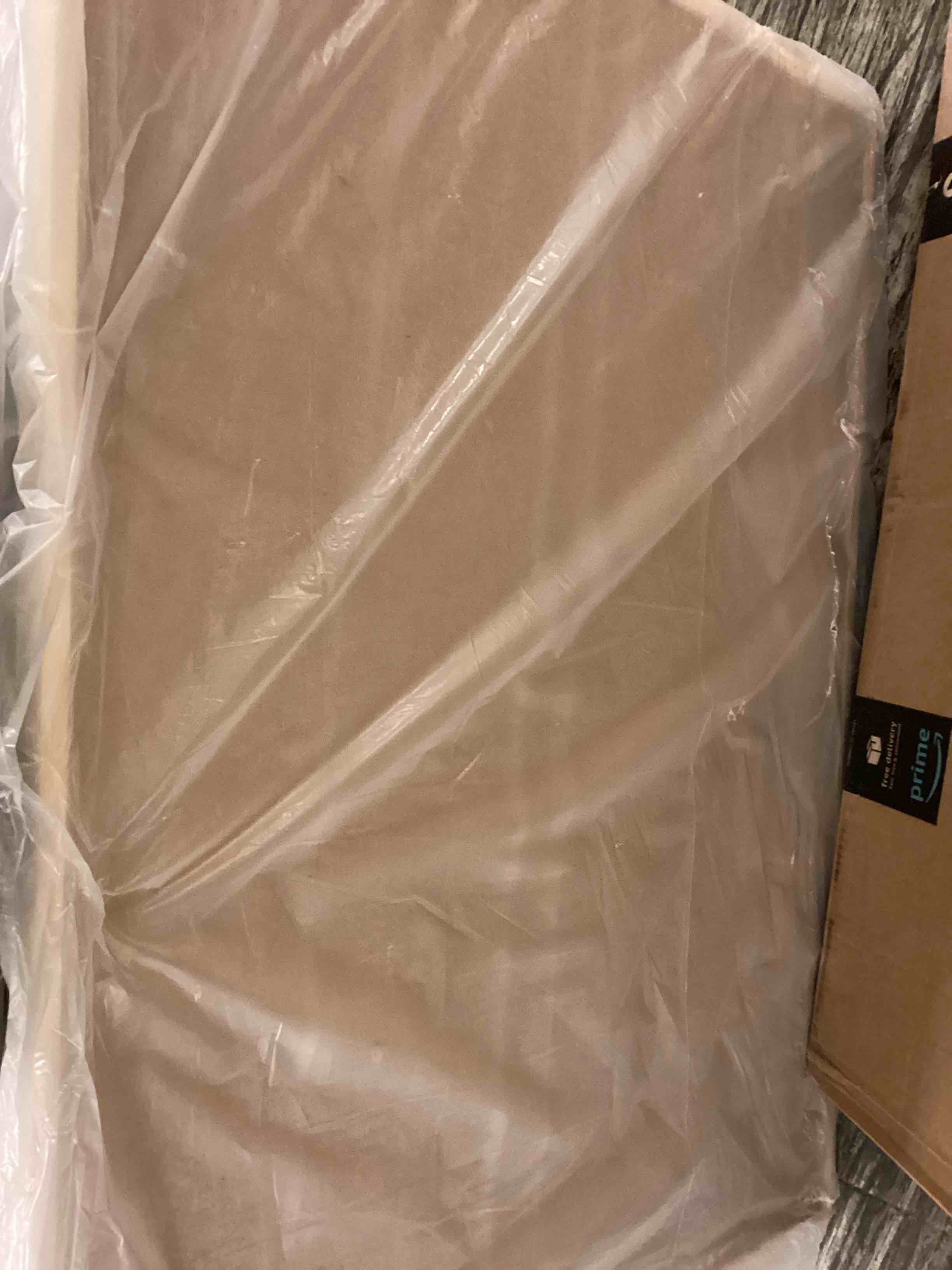 https://s3.amazonaws.com/lotting-images-prod/bidfta/RED5717906_1778693690576.jpeg